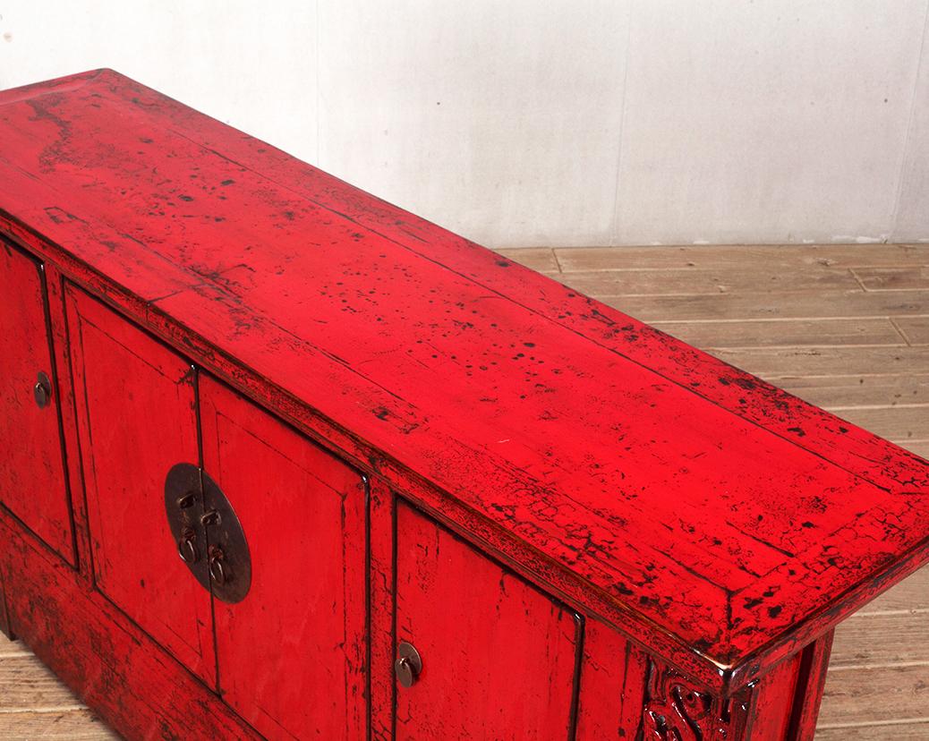 Chinese Red-Lacquered Cabinet with Four Doors and Restoration 5