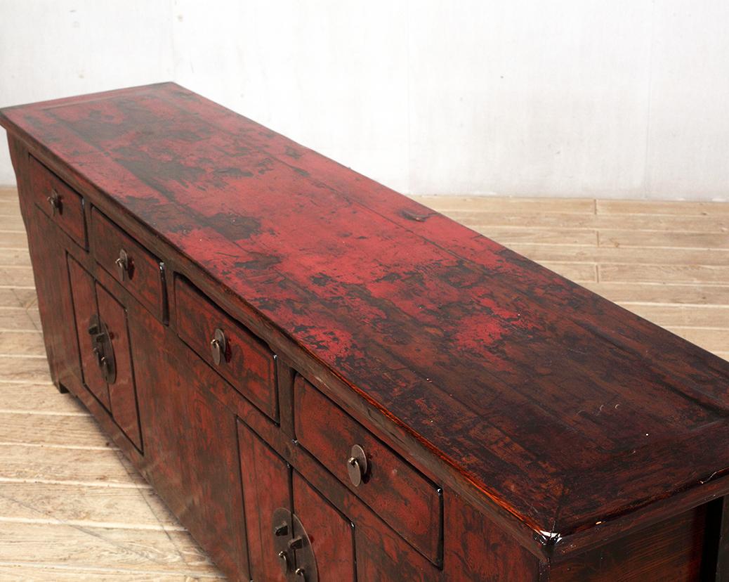 Chinese Red-Lacquered Sideboard with Four Doors and Restoration 5