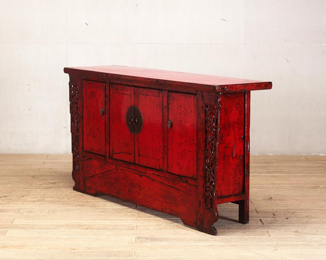 Chinese Red-Lacquered Sideboard with Four Doors and Restoration 2