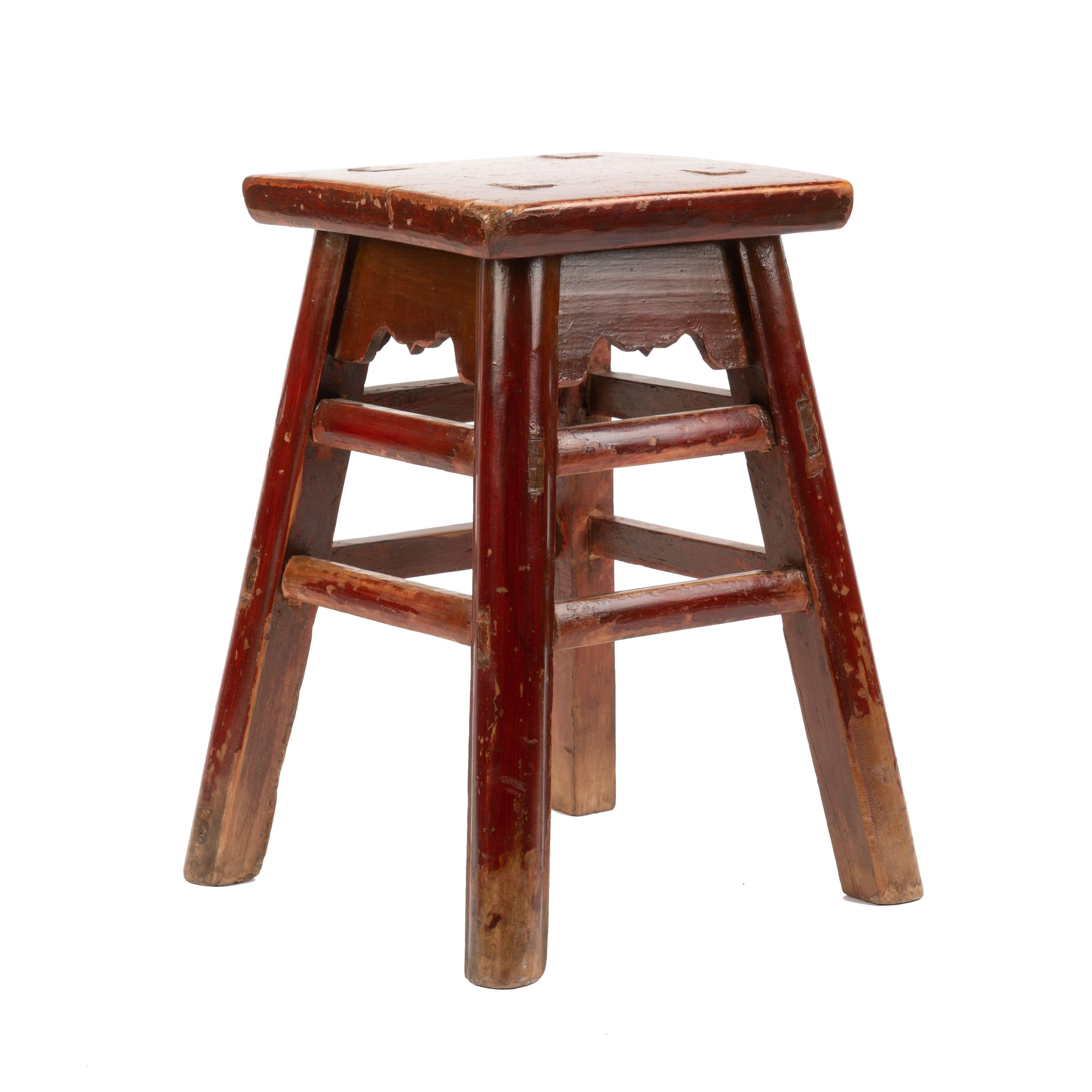 Red lacquered square top stool on four legs joined by double box stretchers.
China, 19th century.



 