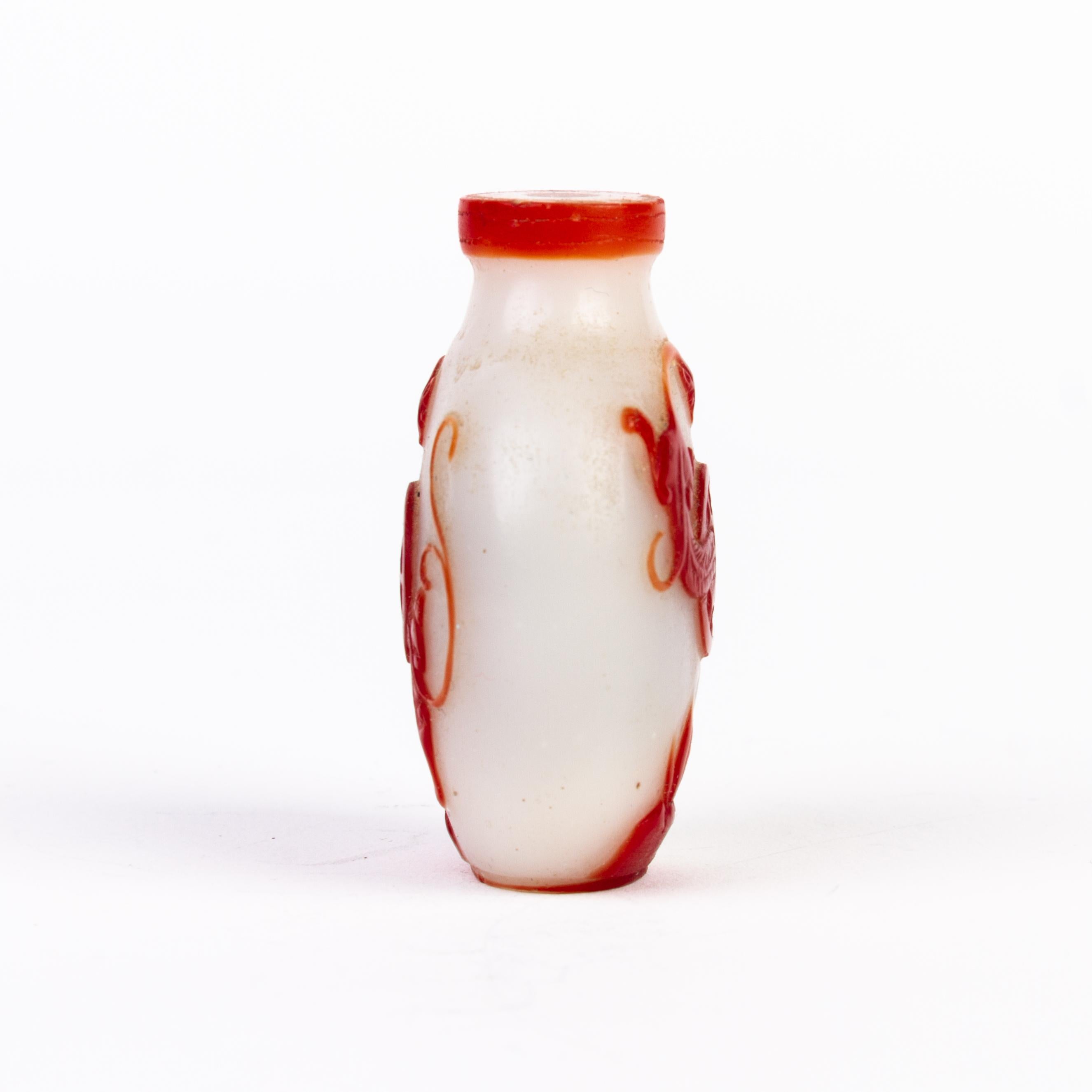 From a private collection.
Free international shipping.
Chinese Red Overlay Peking Glass Snuff Bottle