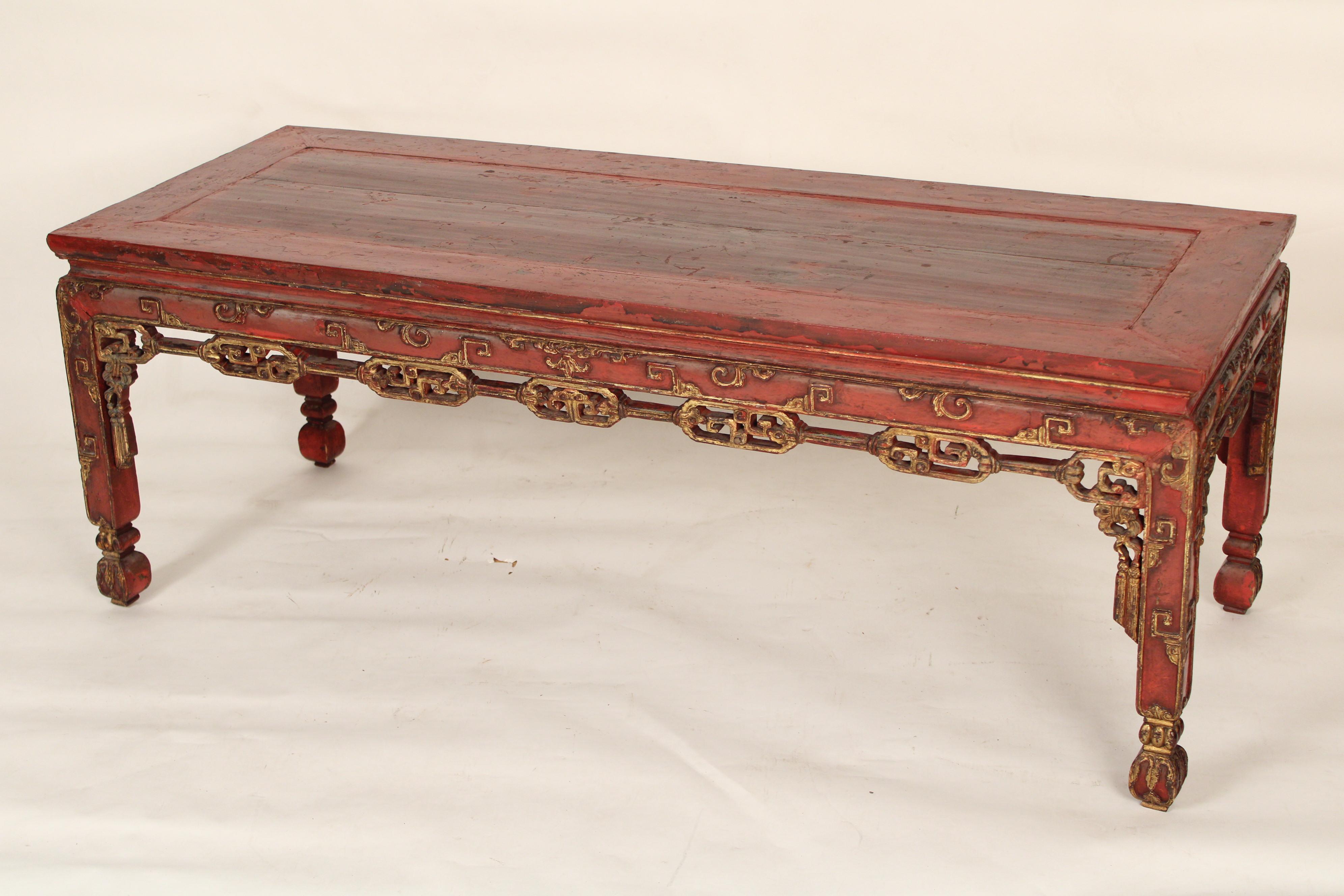 Chinoiserie Chinese Red Painted and Gilt Decorated Coffee Table For Sale