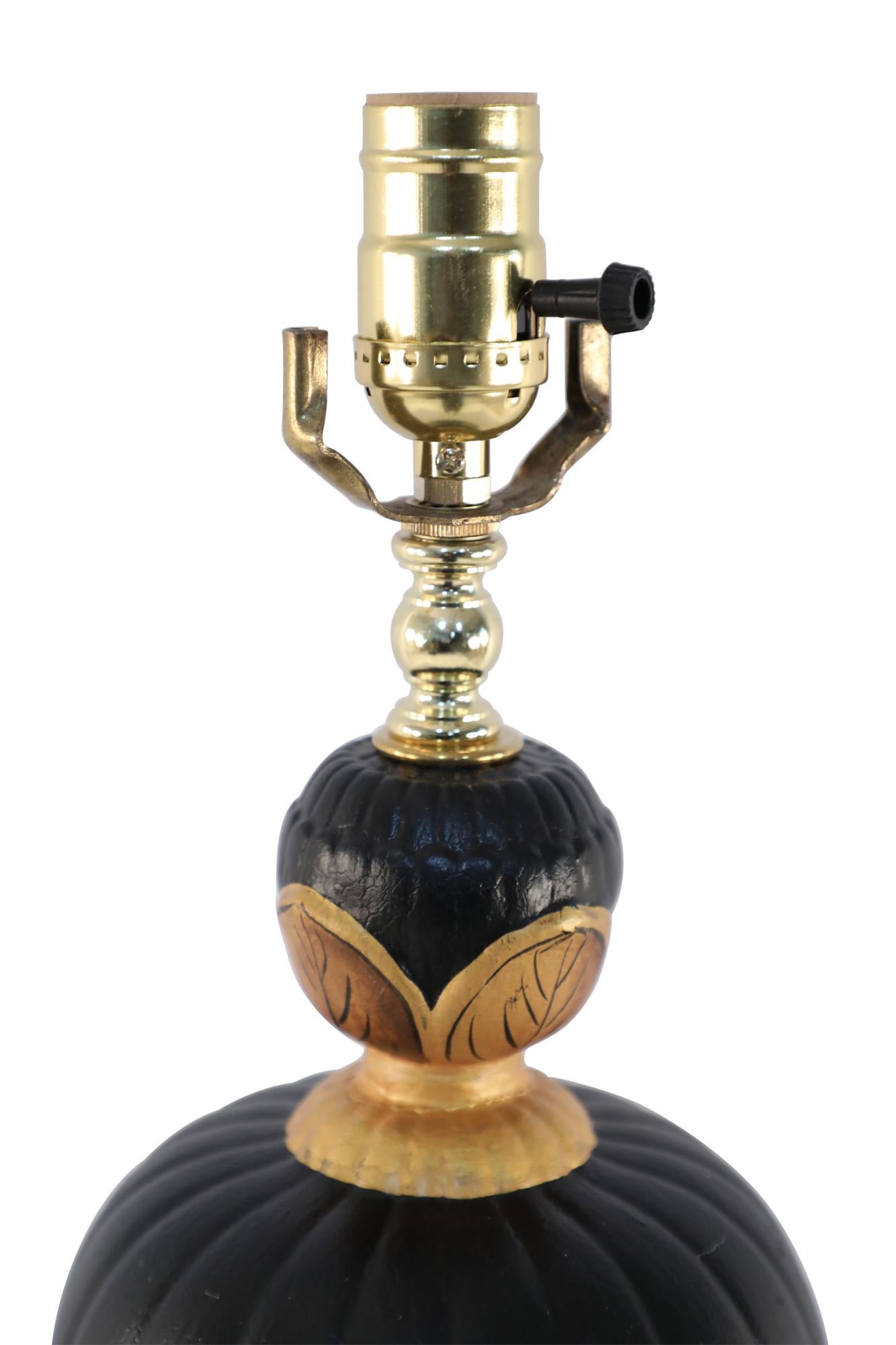 Chinese Regency Style Black and Gold Floral Lidded Urn Porcelain Table Lamp For Sale 3