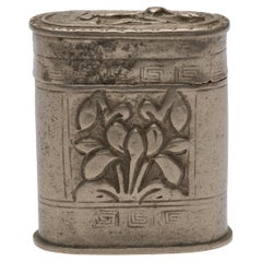 Caja de opio de loto repoussé chino, c. 1850