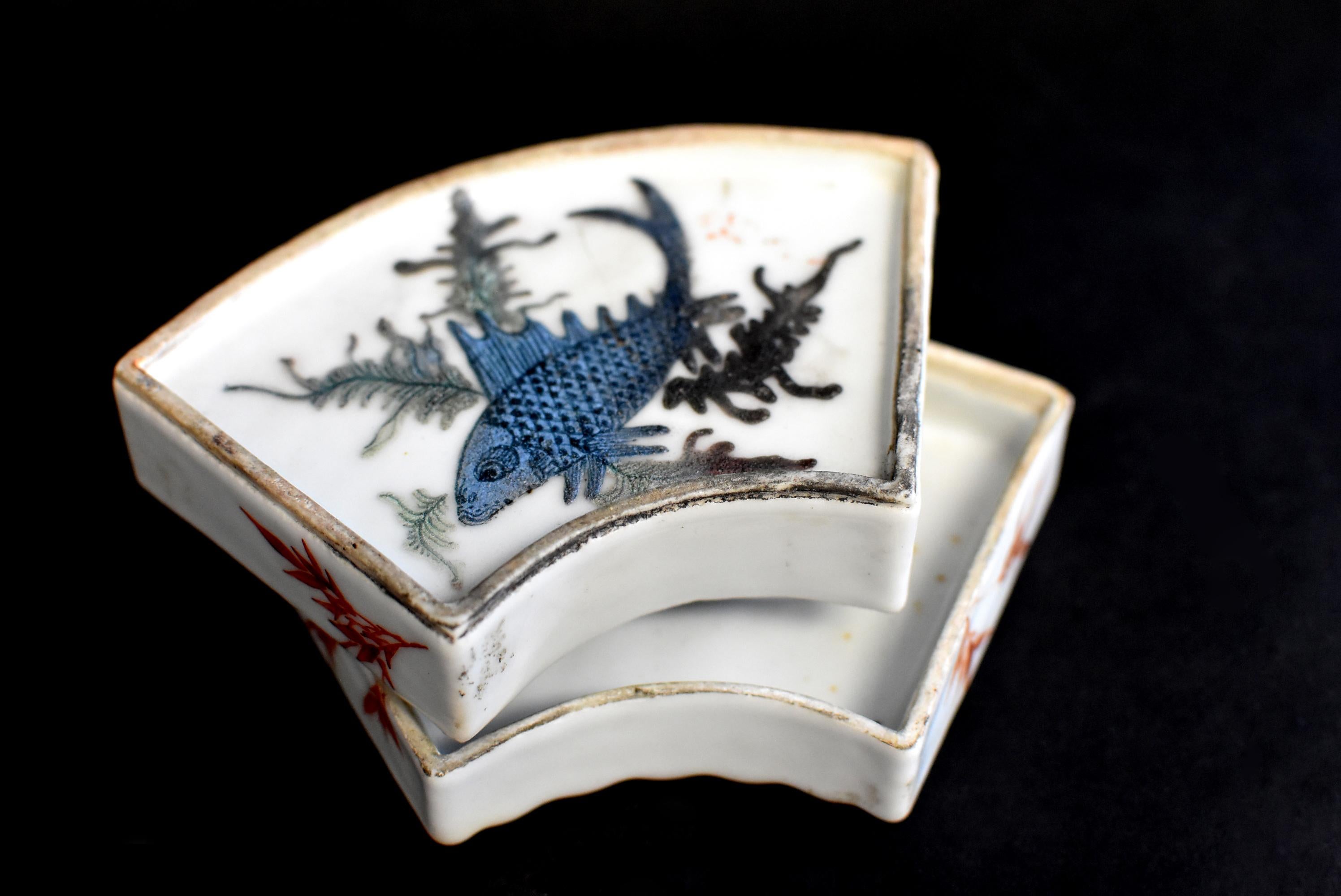 Chinese Republic Porcelain Box Blue Koi Hand Painted 1