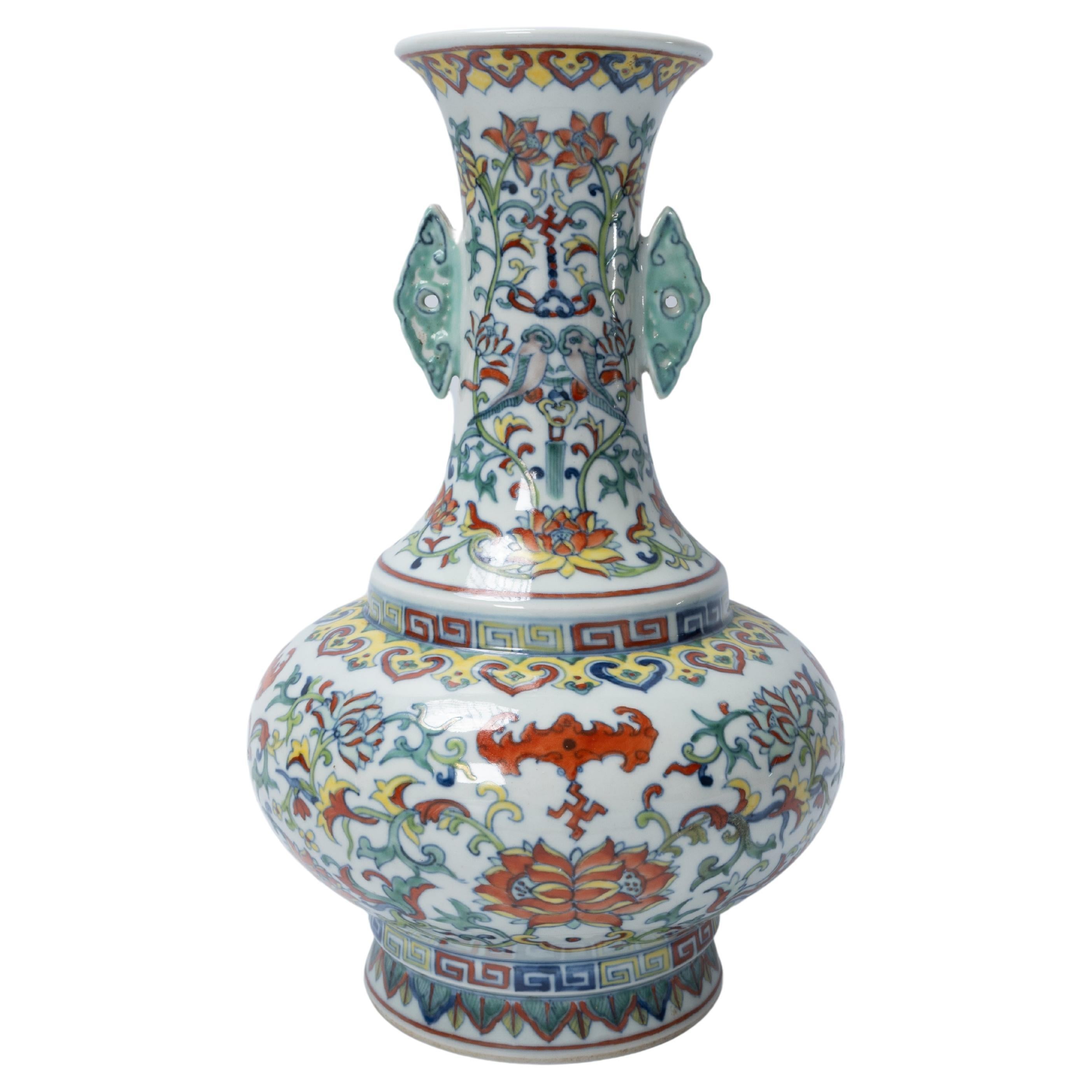 Chinese Republic Period Doucai 'Bats And Lotus' Vase Yongzheng Mark For Sale