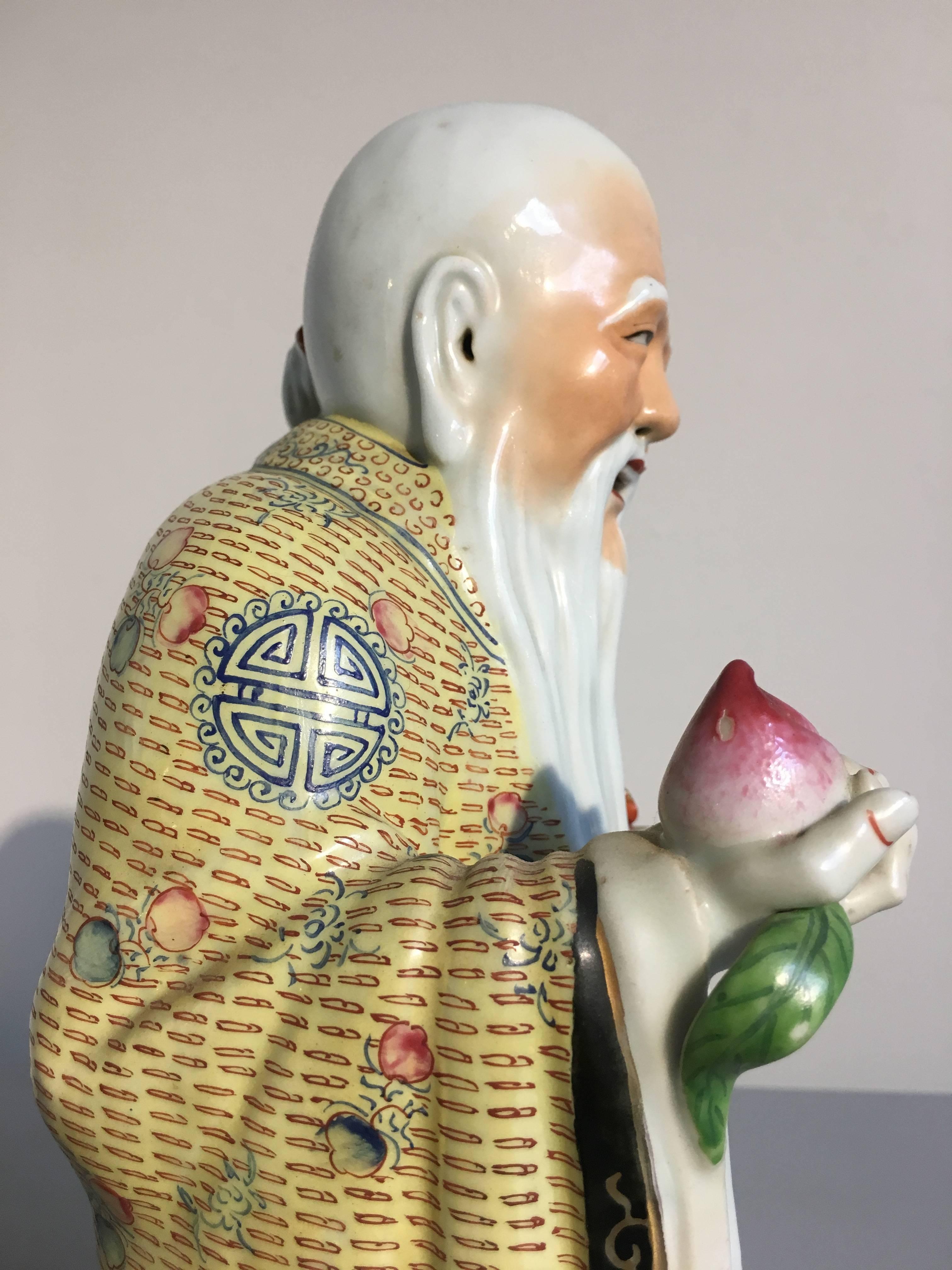 Chinese Republic Period Porcelain Figure of Shouxing, the God of Longevity For Sale 1