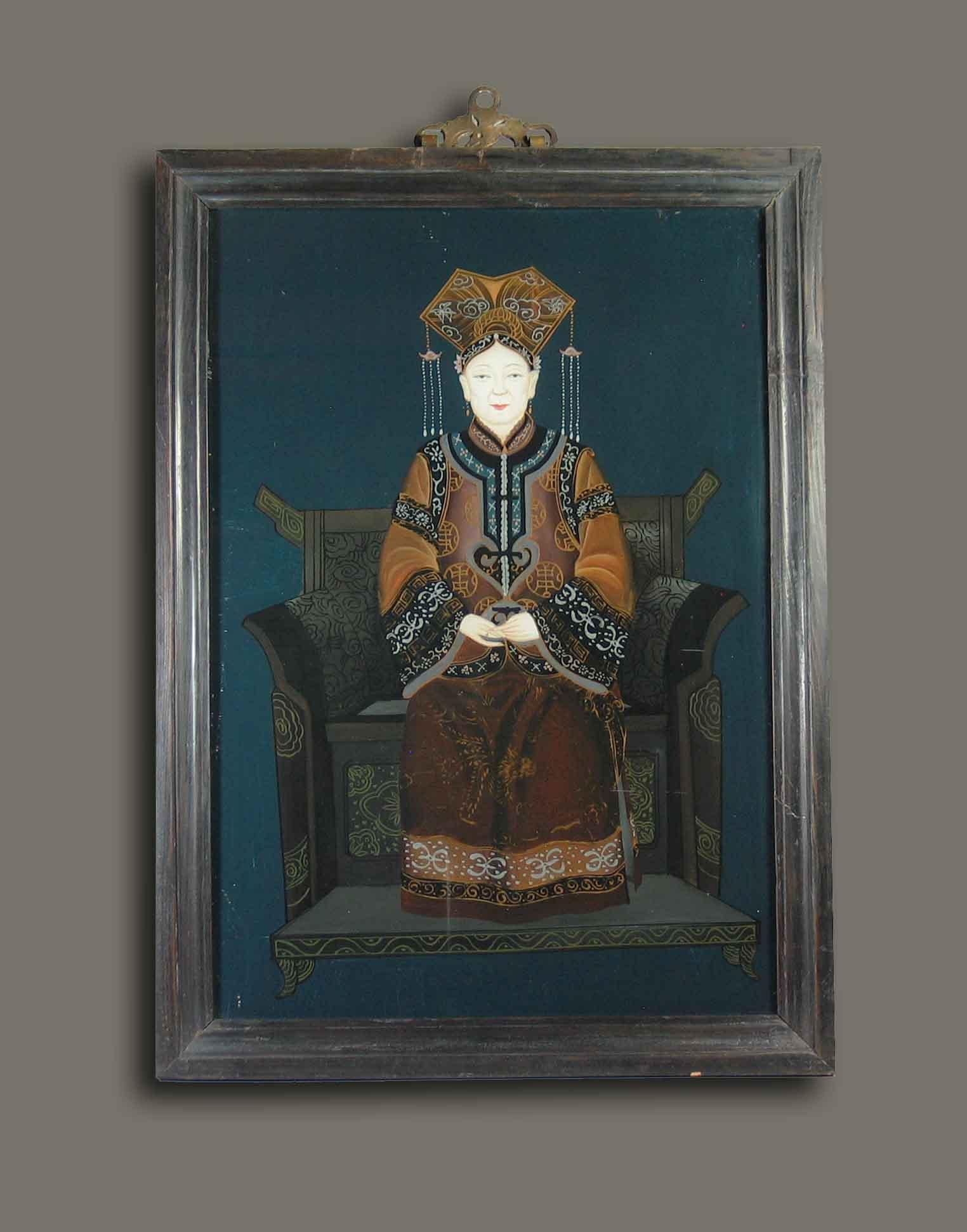 Chinesisches rückseitiges Gemälde auf Glas  Kaiserin Dowager Cixi, 1. Hälfte des 20. Jahrhunderts (Handbemalt) im Angebot