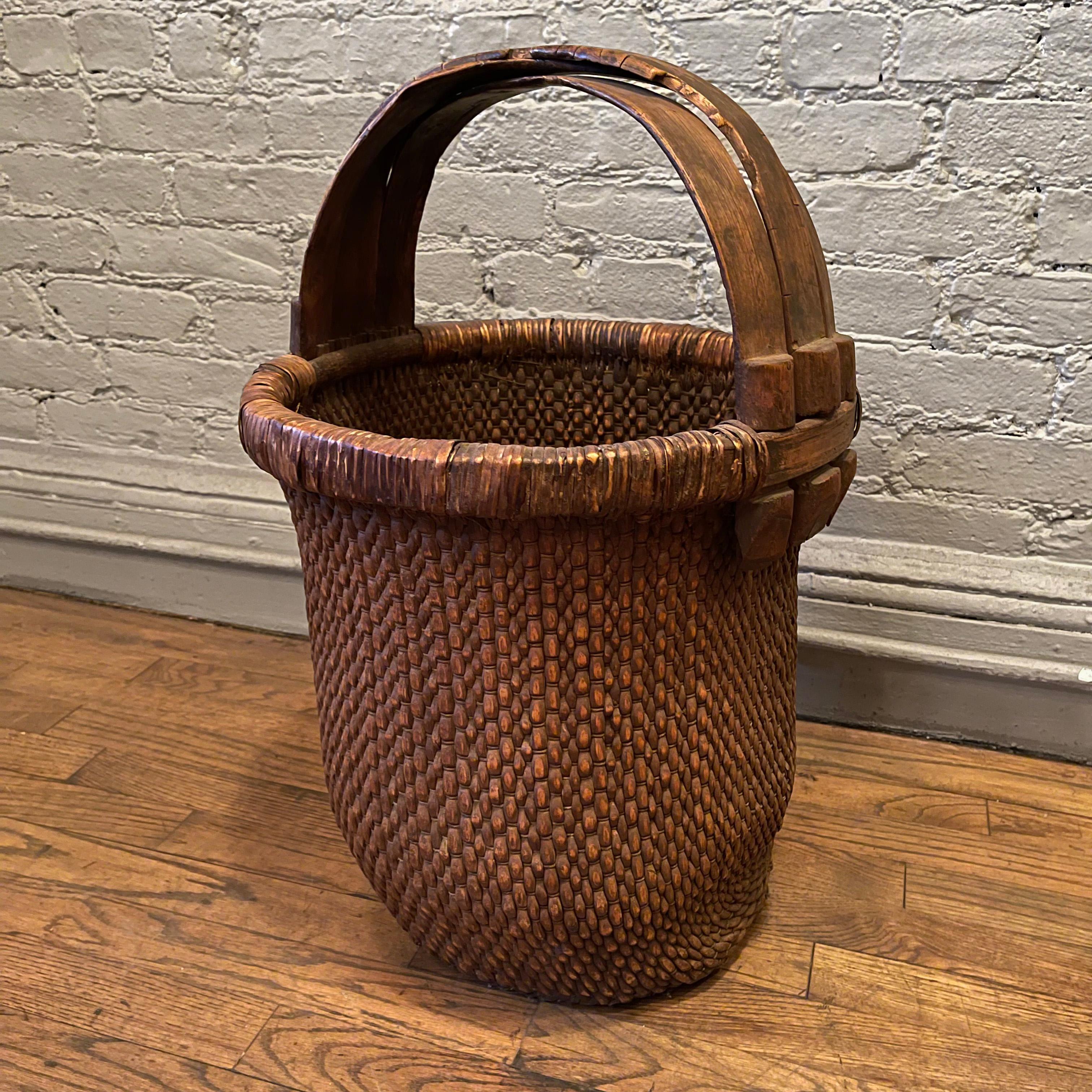 Chinese Rice Basket In Good Condition In Brooklyn, NY