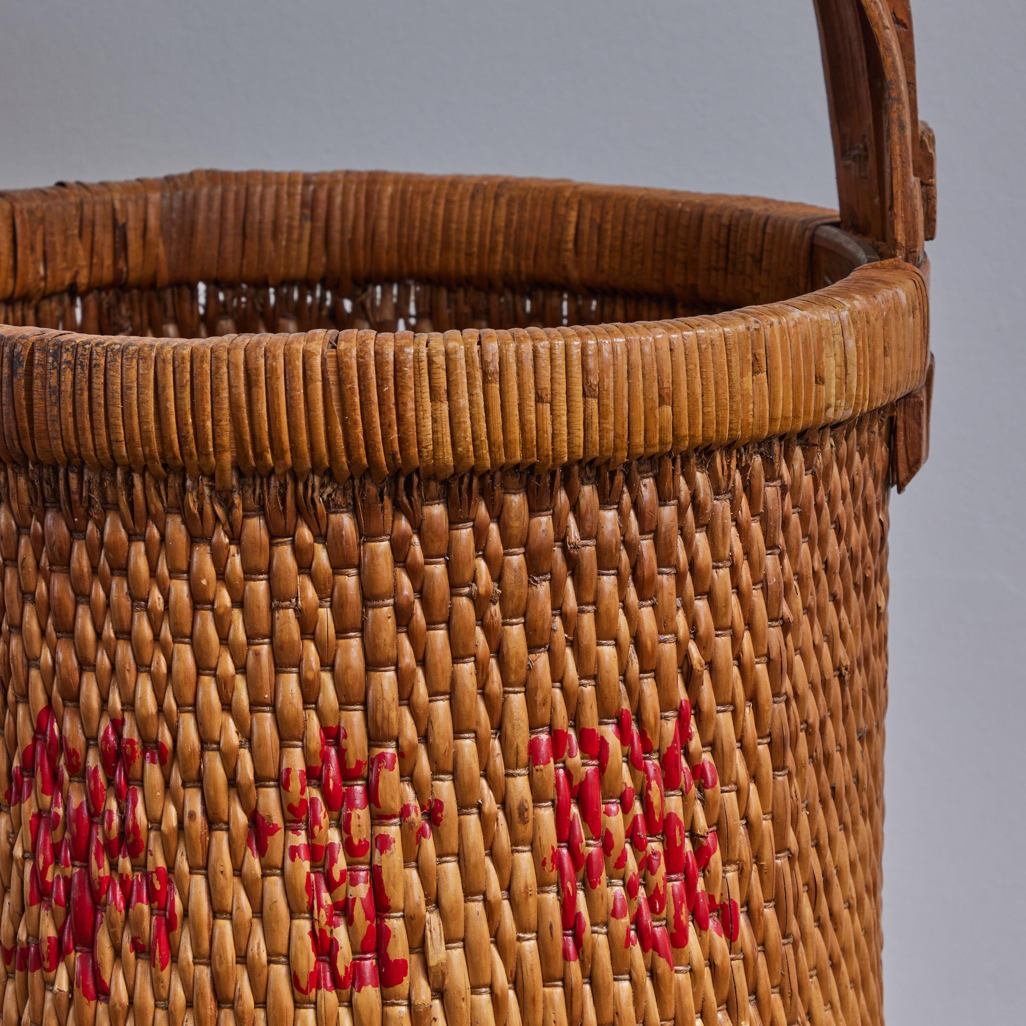 Chinese Rice Basket In Good Condition For Sale In Los Angeles, CA