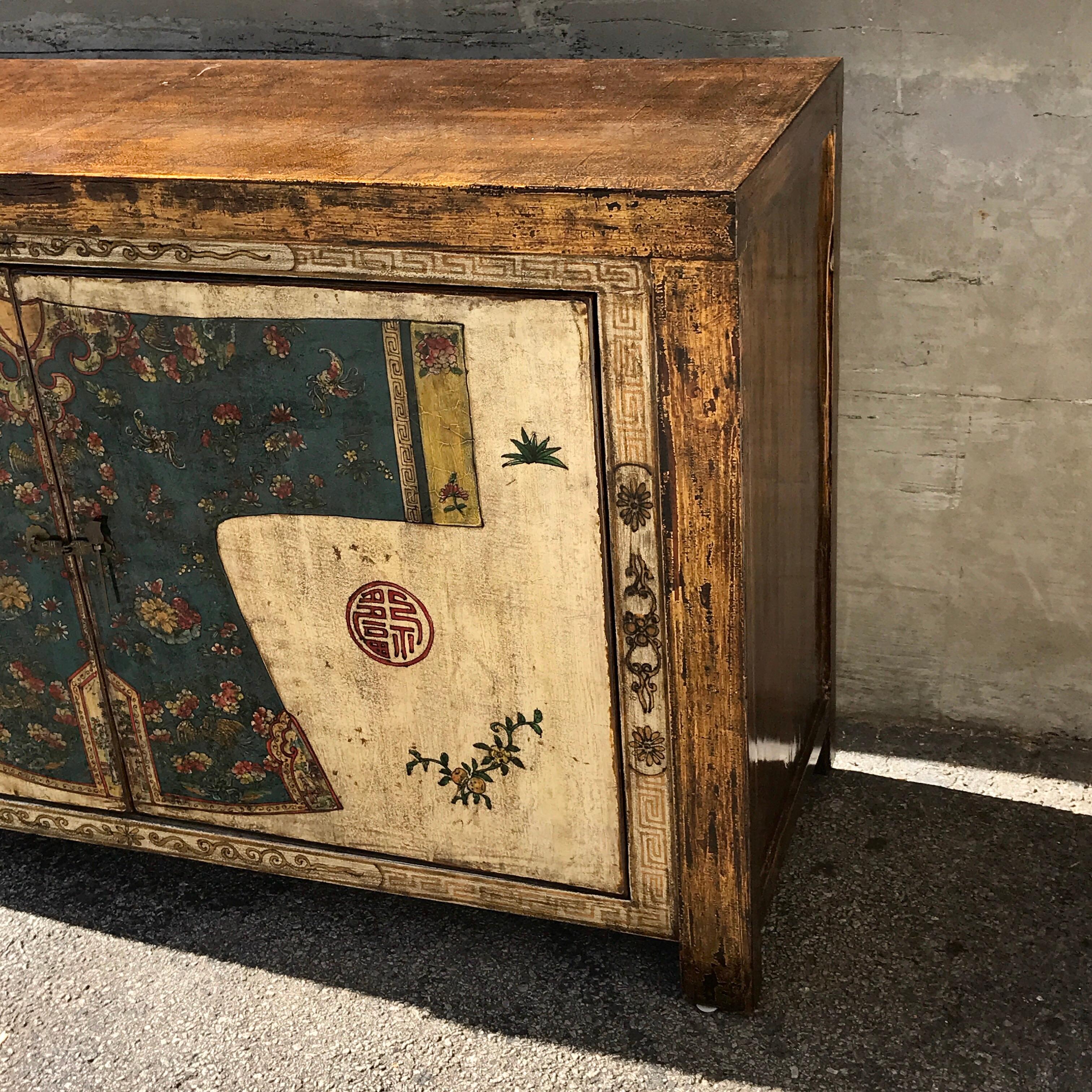 Chinese Robe Motif Lacquered Cabinet 2