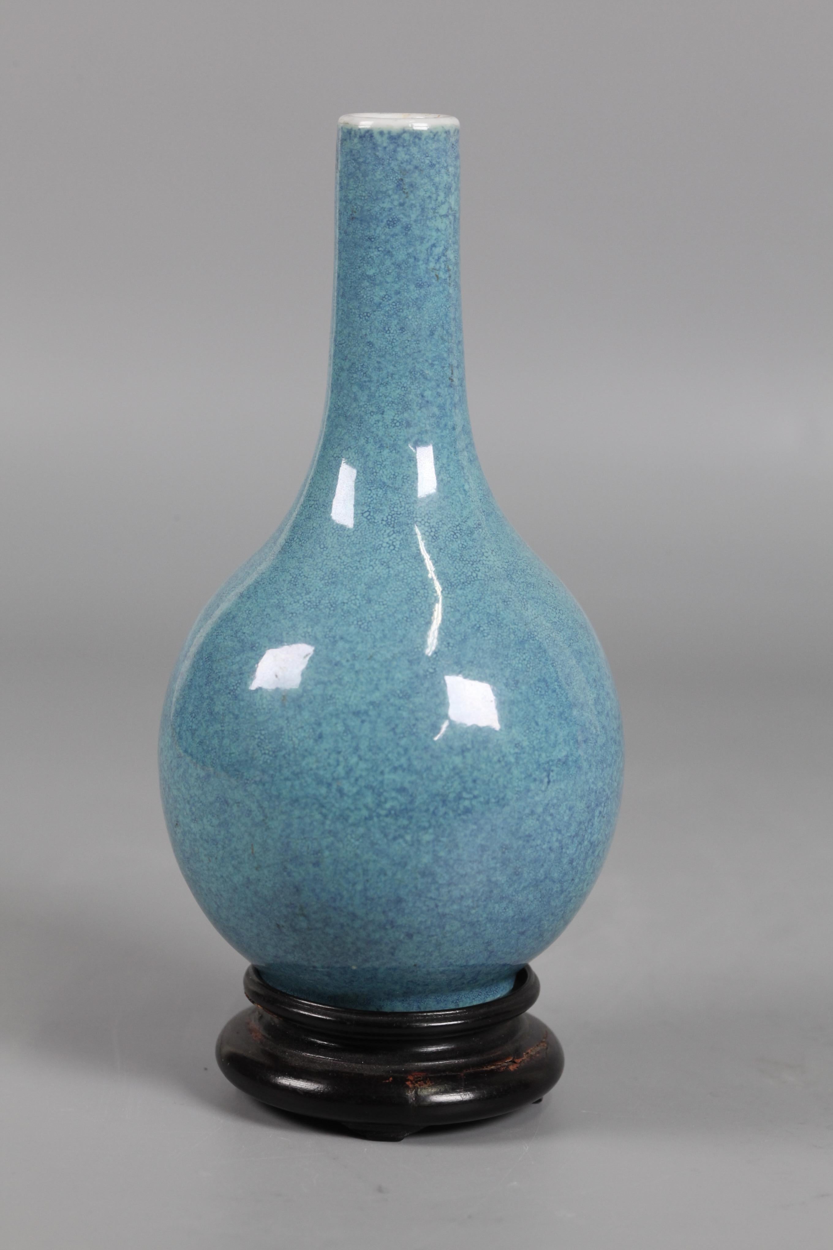 19th Century Chinese robin's egg glazed porcelain vase, 19th c. For Sale