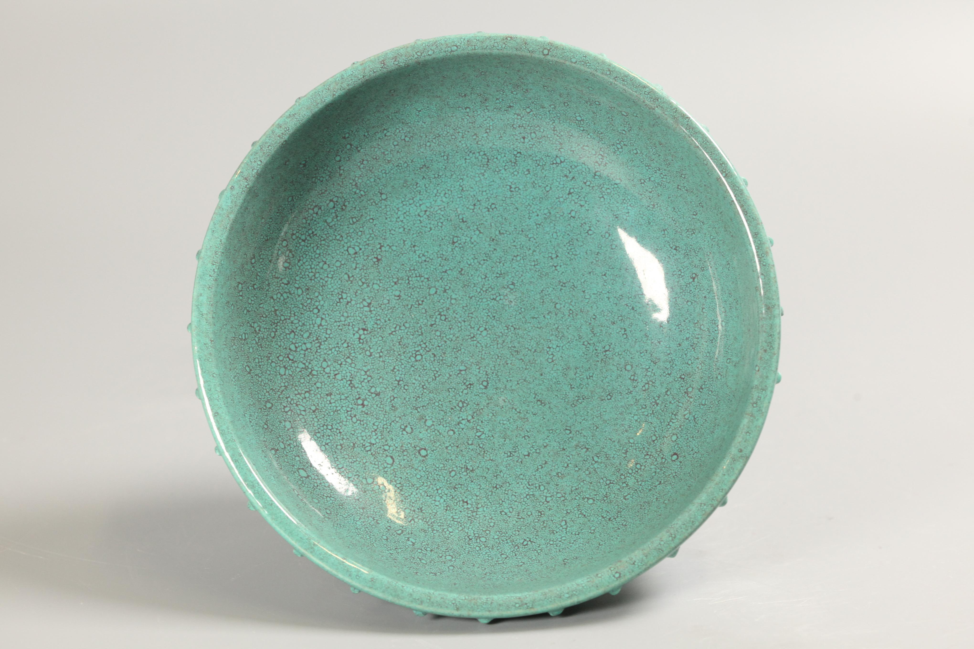 Encensoir/bol en porcelaine chinoise de couleur œuf de merle, C.I.C. Bon état - En vente à New York, NY
