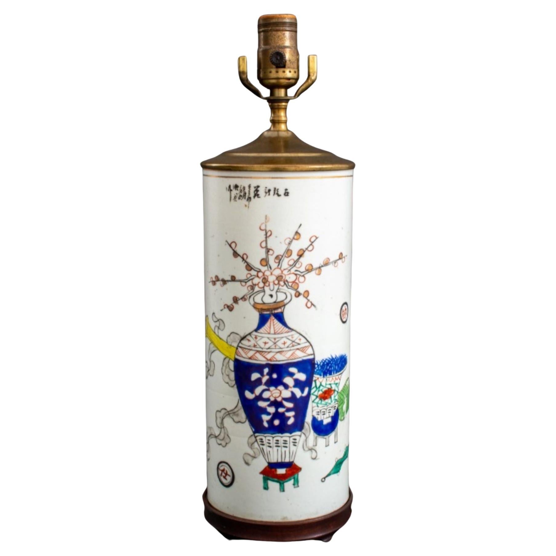 Vase / lampe chinoise en porcelaine en forme de rouleau