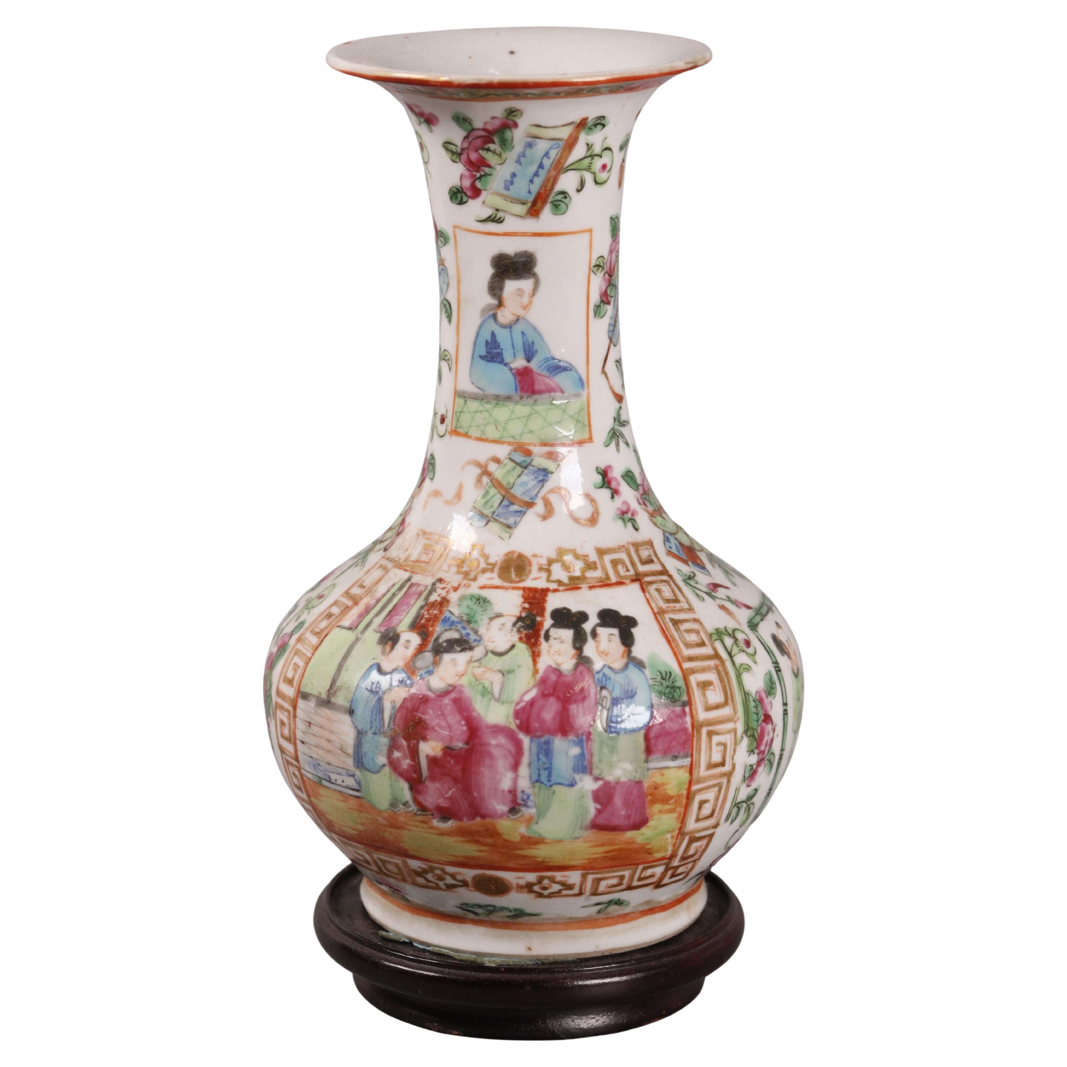 Chinese rose medallion porcelain bottle vase, 19th c.