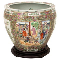 Chinese Rose Medallion Porcelain Fishbowl Decorative Planter
