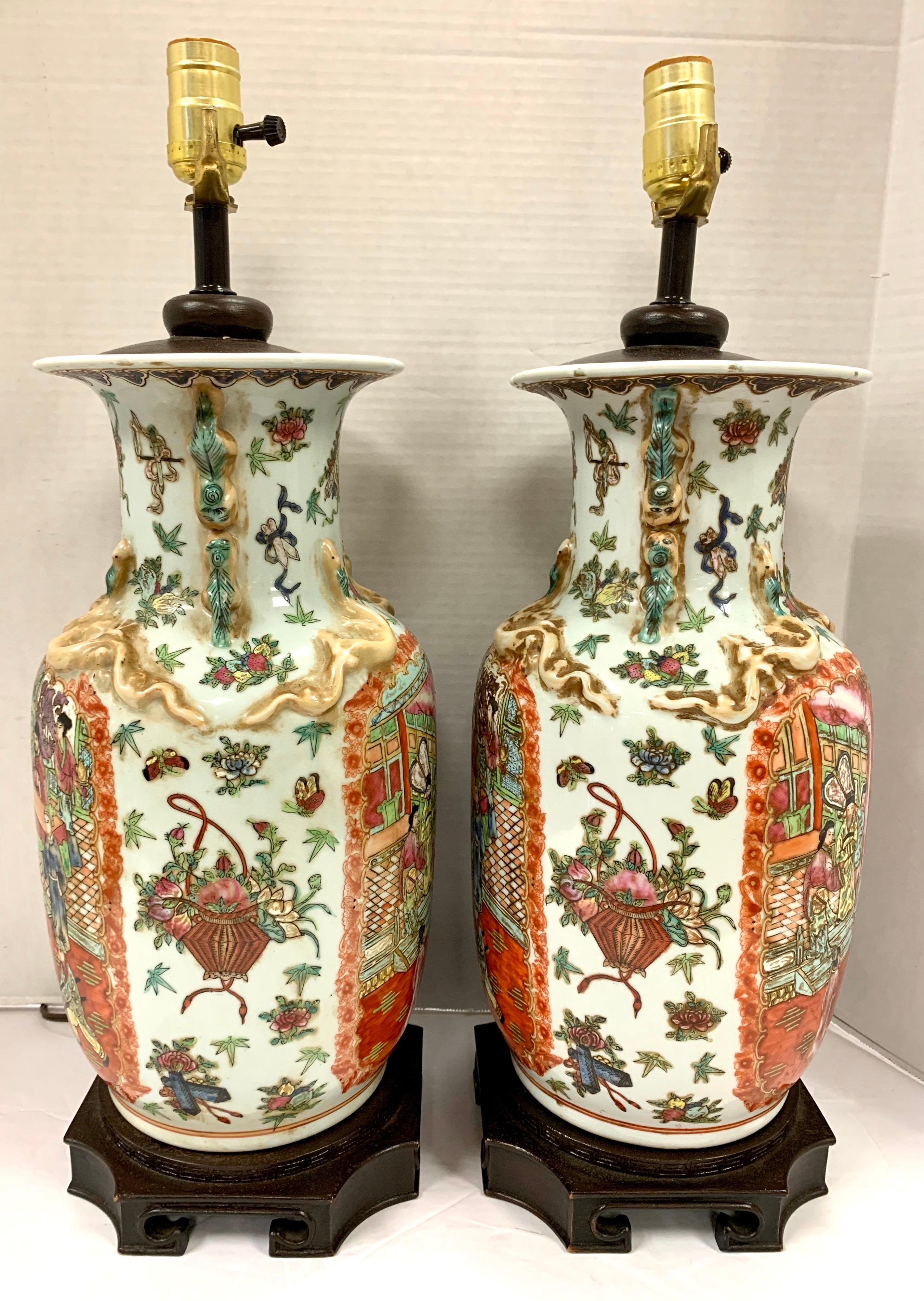 Chinese Rose Medallion Porcelain Urn Lamps, Pair In Good Condition In West Hartford, CT