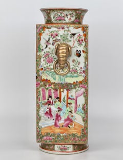 Rose Medallion Porcelain Vase, Late Qing Period