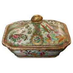 Antique Chinese Rose Medallion Tureen 