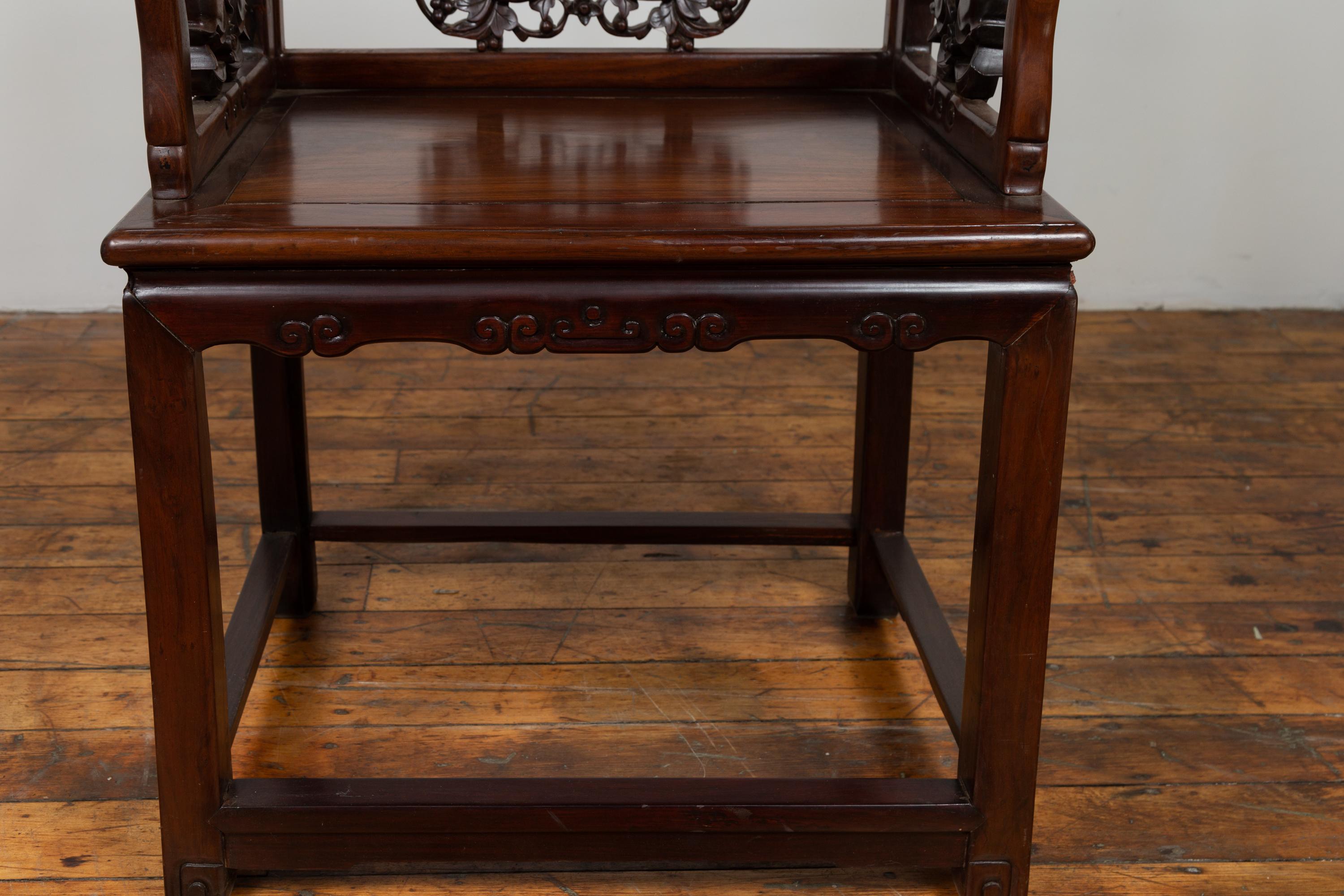 Chinese Rosewood 19th Century Chair with Hand-Carved Back and Arm Supports 3