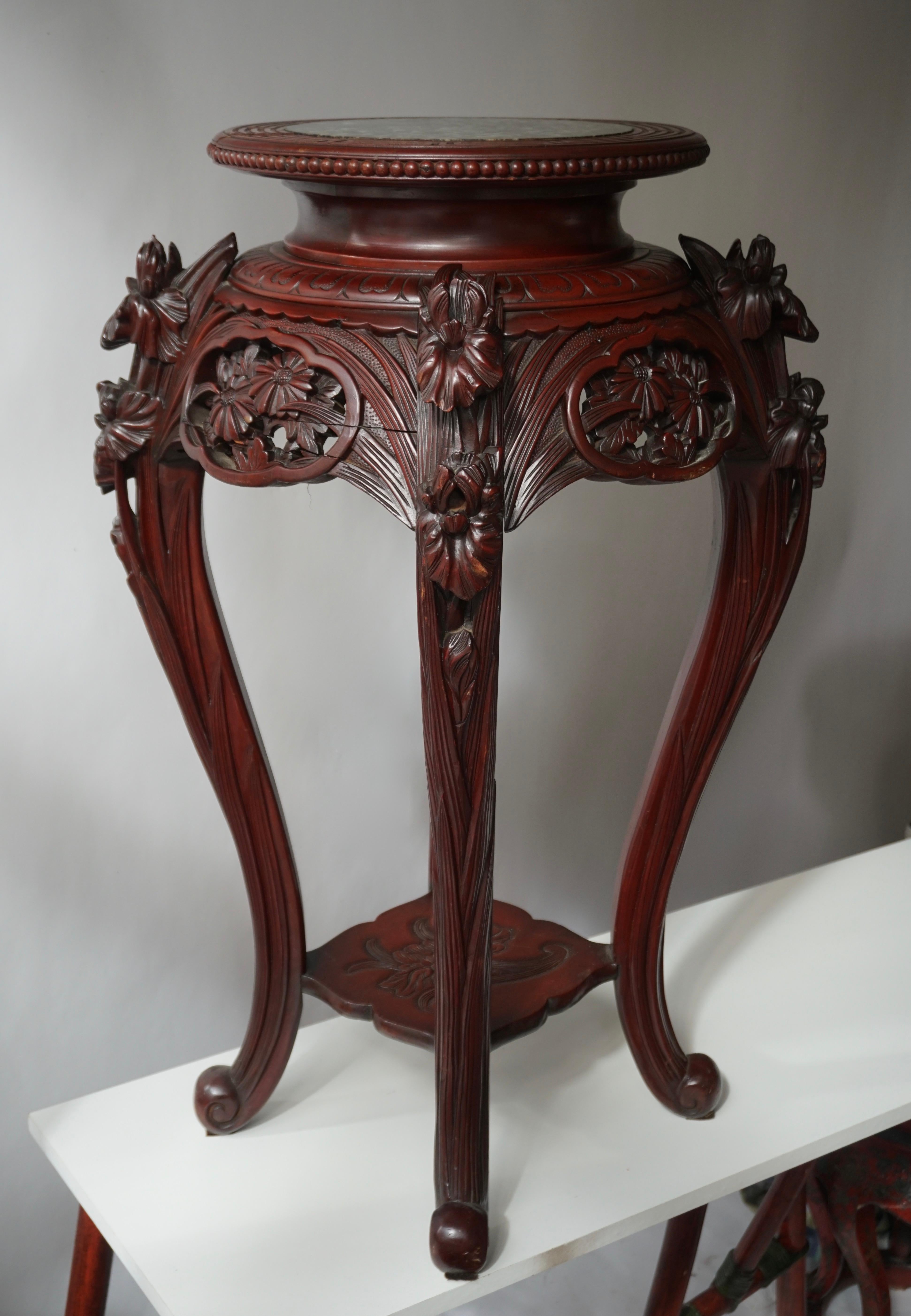 Chinese Rosewood Country House Pedestal In Good Condition For Sale In Antwerp, BE