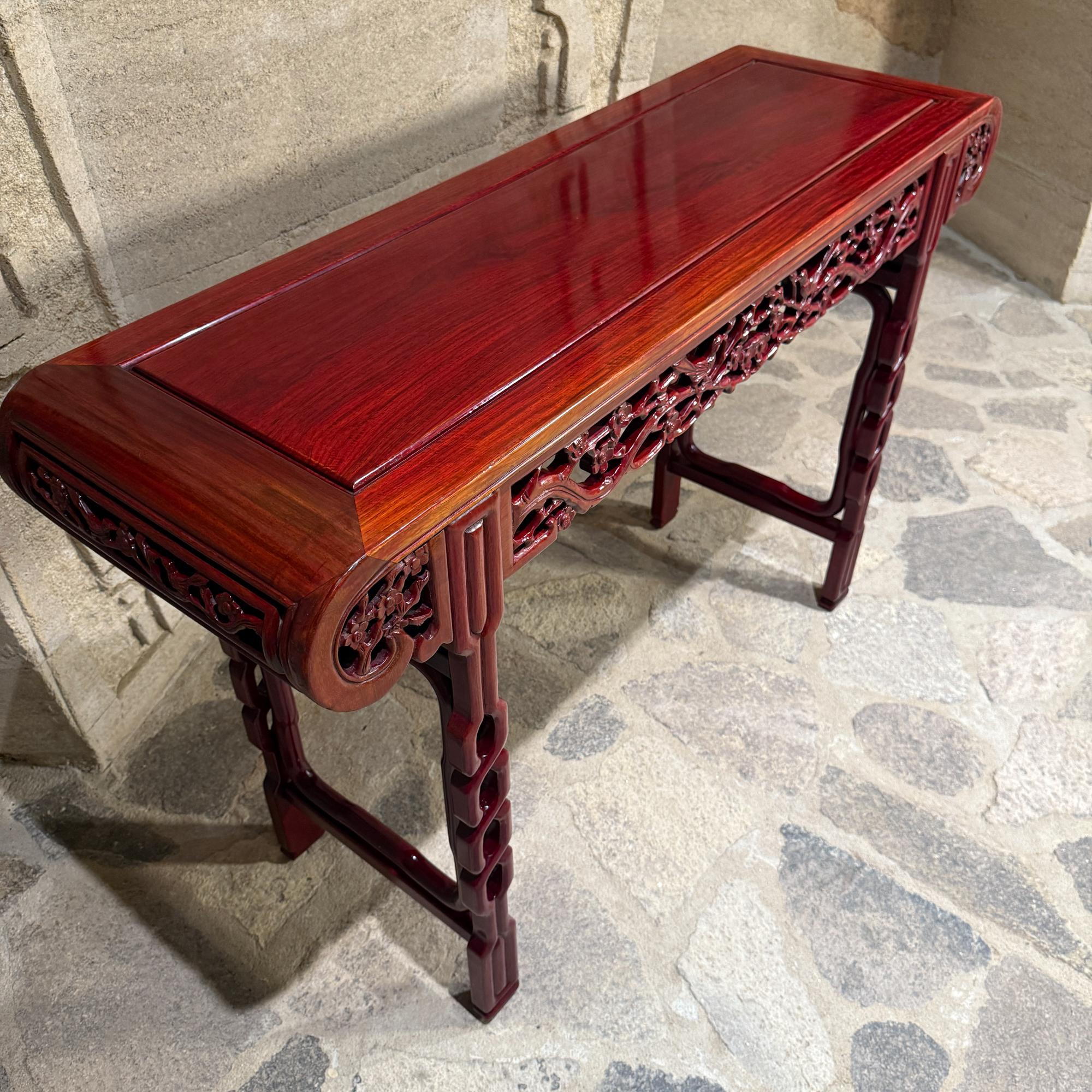 Chinese Rosewood Intricately Carved Altar Console Foyer Table For Sale 4