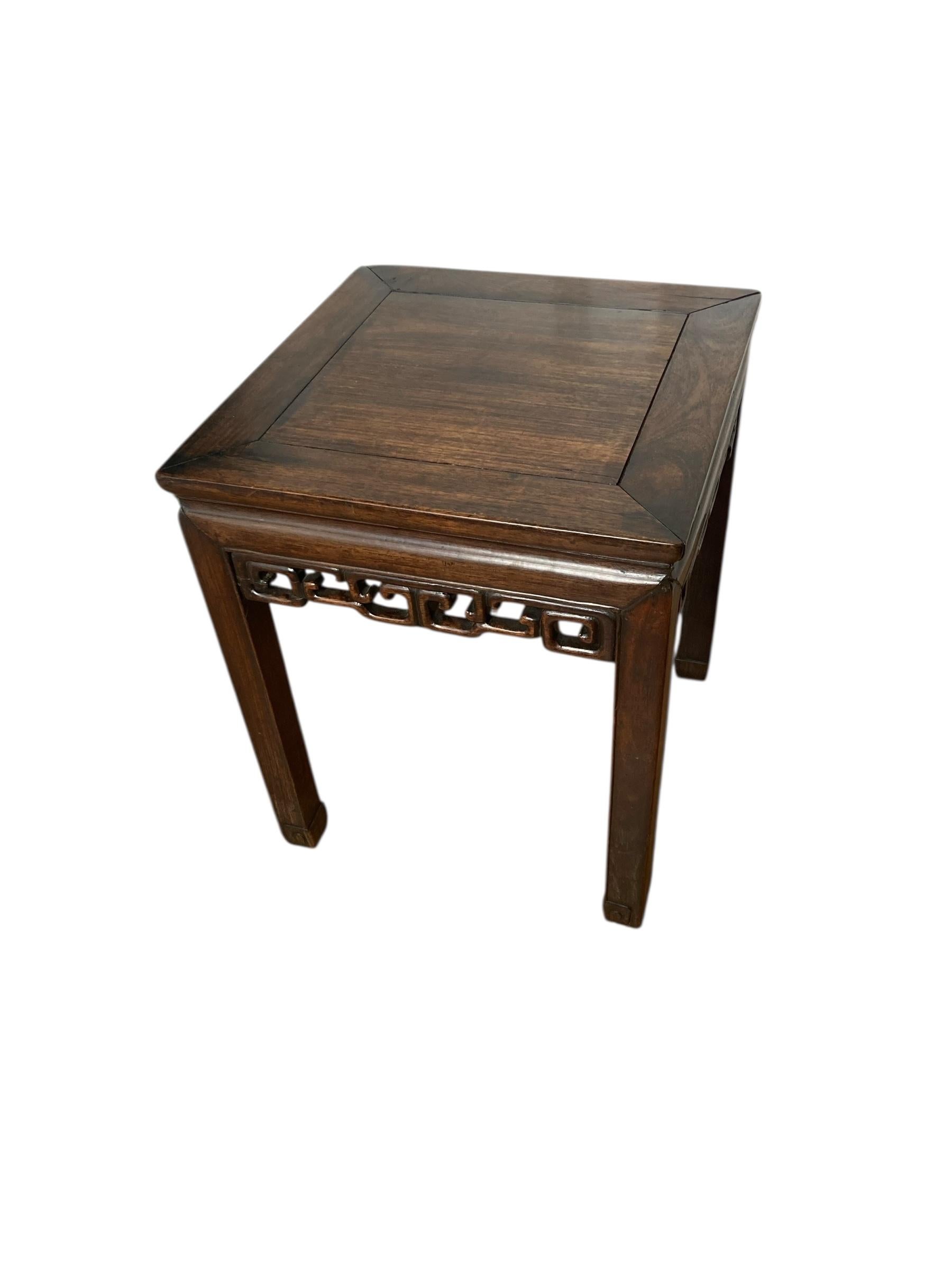 Mesa baja china de palisandro c.1890-1900 siglo XIX en venta