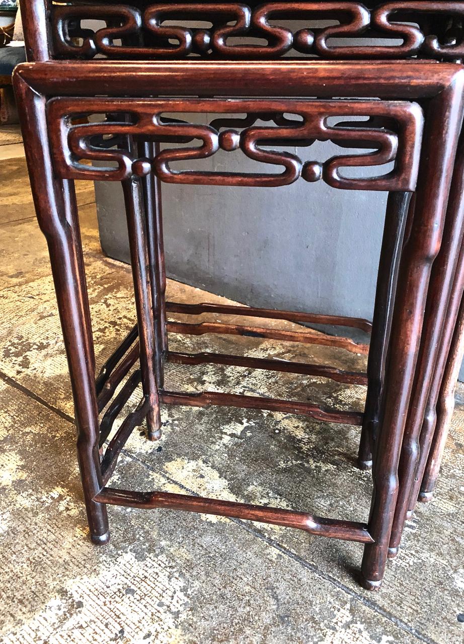 Chinese Rosewood Set of 4 Nesting or Quartteto Tables In Good Condition In Pasadena, CA
