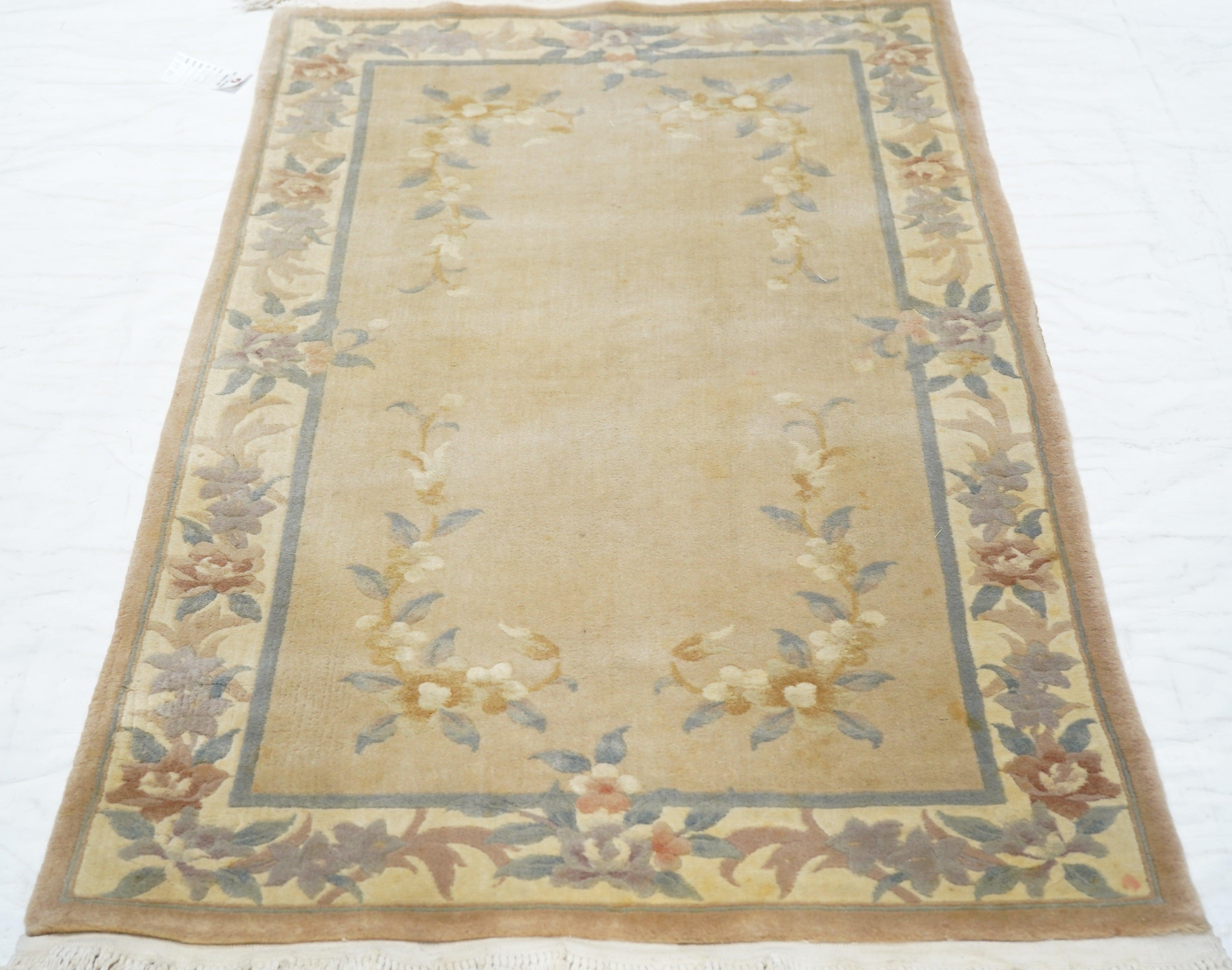 Tappeto cinese 2'11'' x 4'11'' in vendita 2
