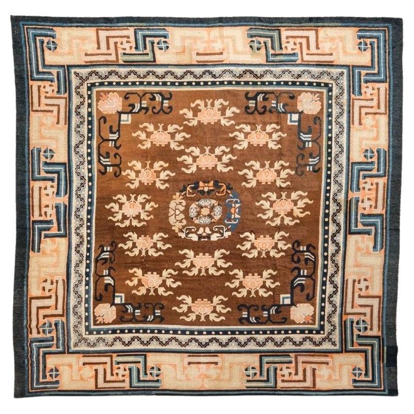 Chinese Rug. Central Rosette Design and Geometries. 3.00 x 3.05 m For Sale