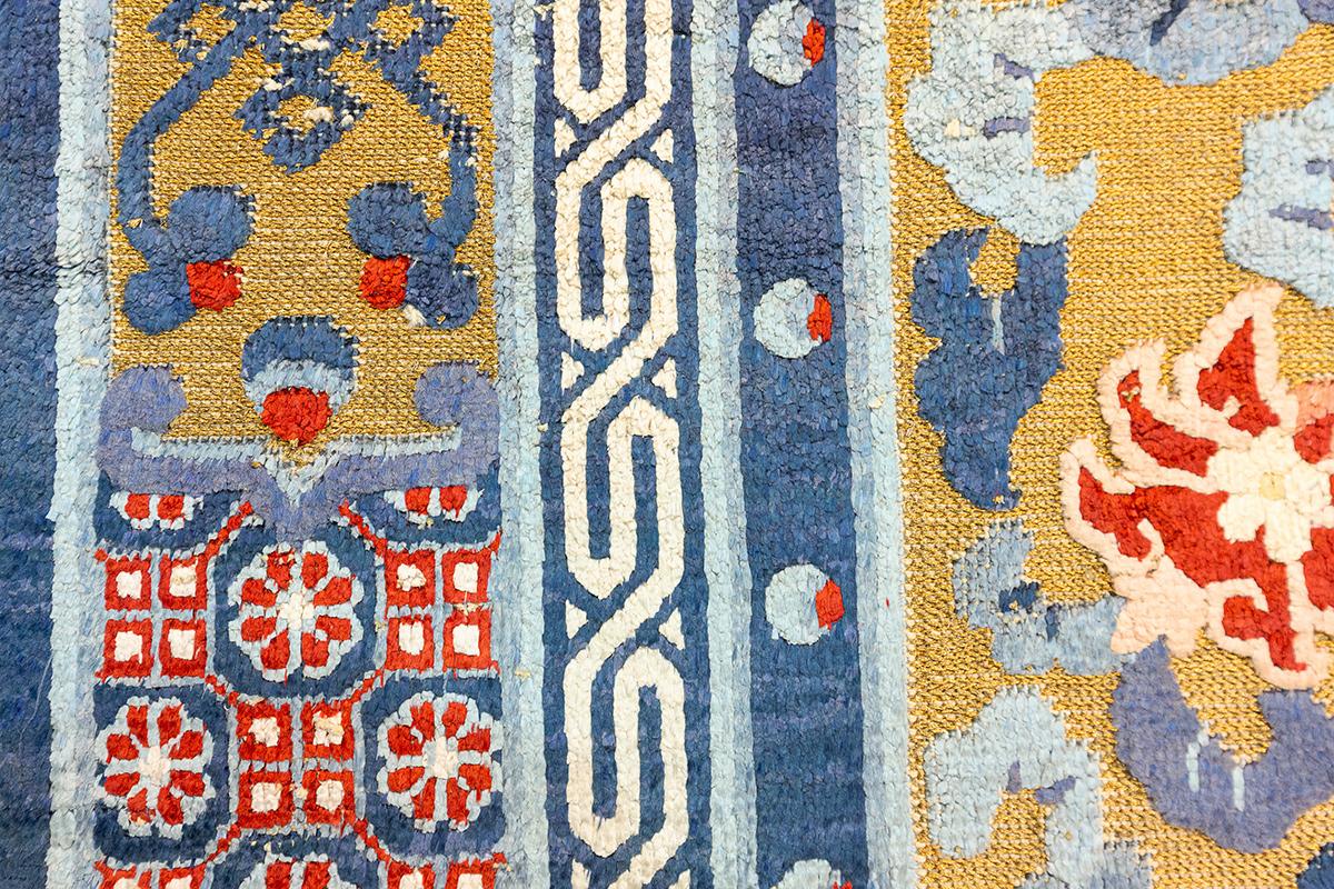 Alfombra china Seda y metal en venta 1