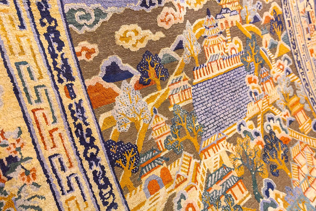 Tapis chinois en soie et fil de métal en vente 7