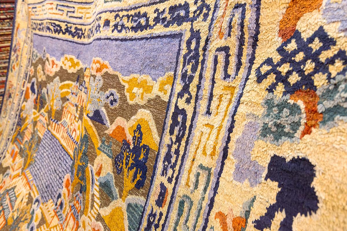 Tapis chinois en soie et fil de métal en vente 8