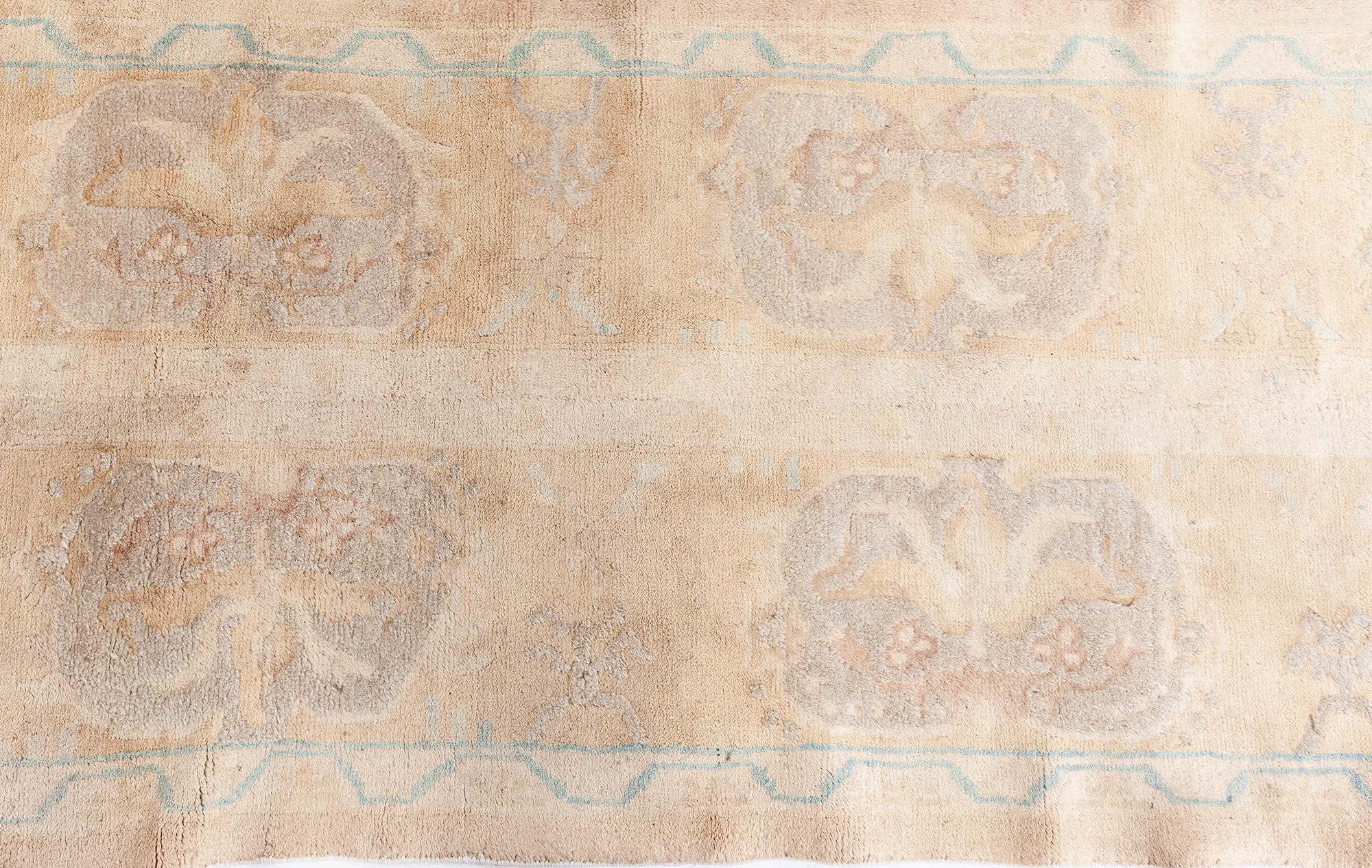 Corredor chino (Tamaño ajustado) Doris Leslie Blau Chino en venta