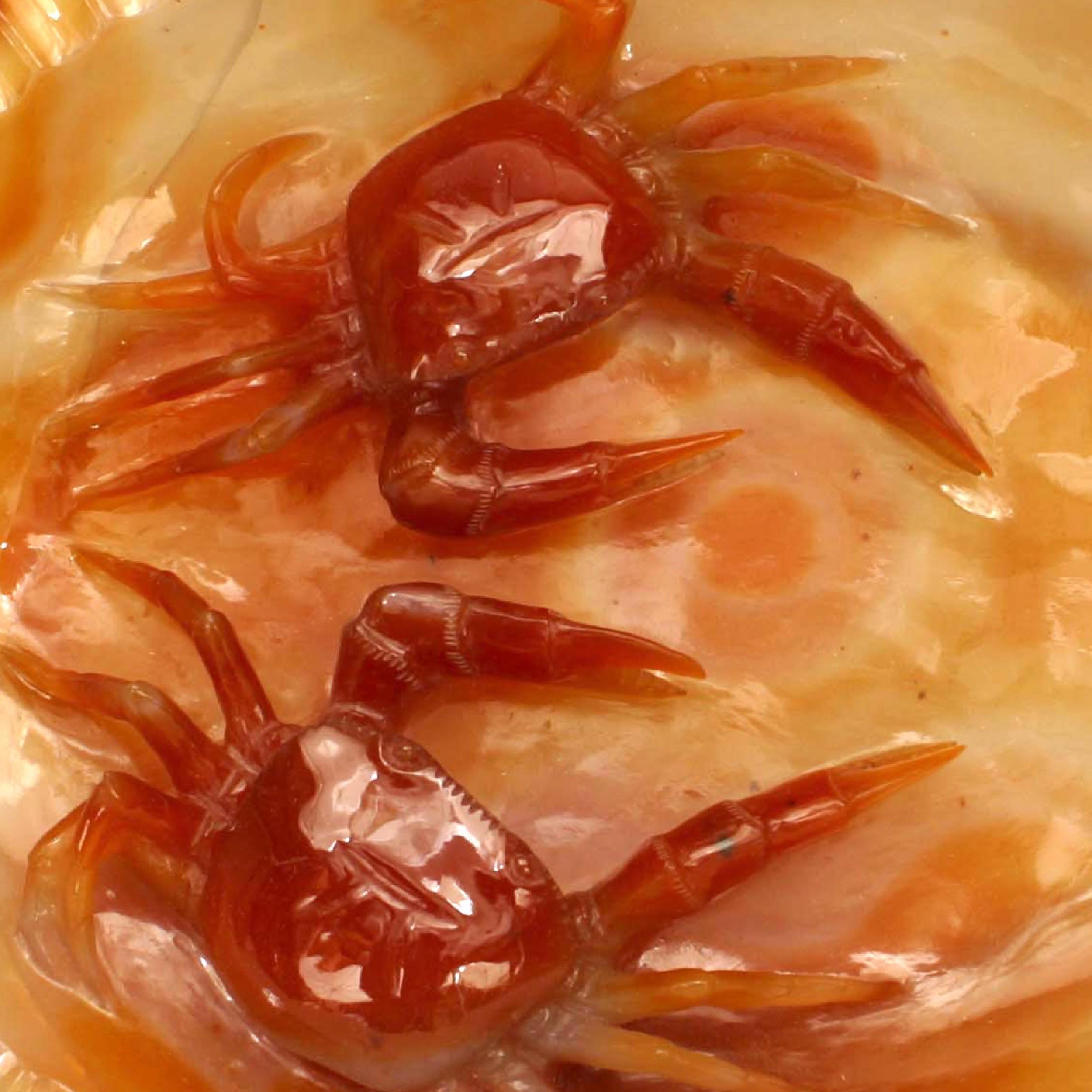 Cinese Ciotola intagliata in agata ruggine cinese in vendita