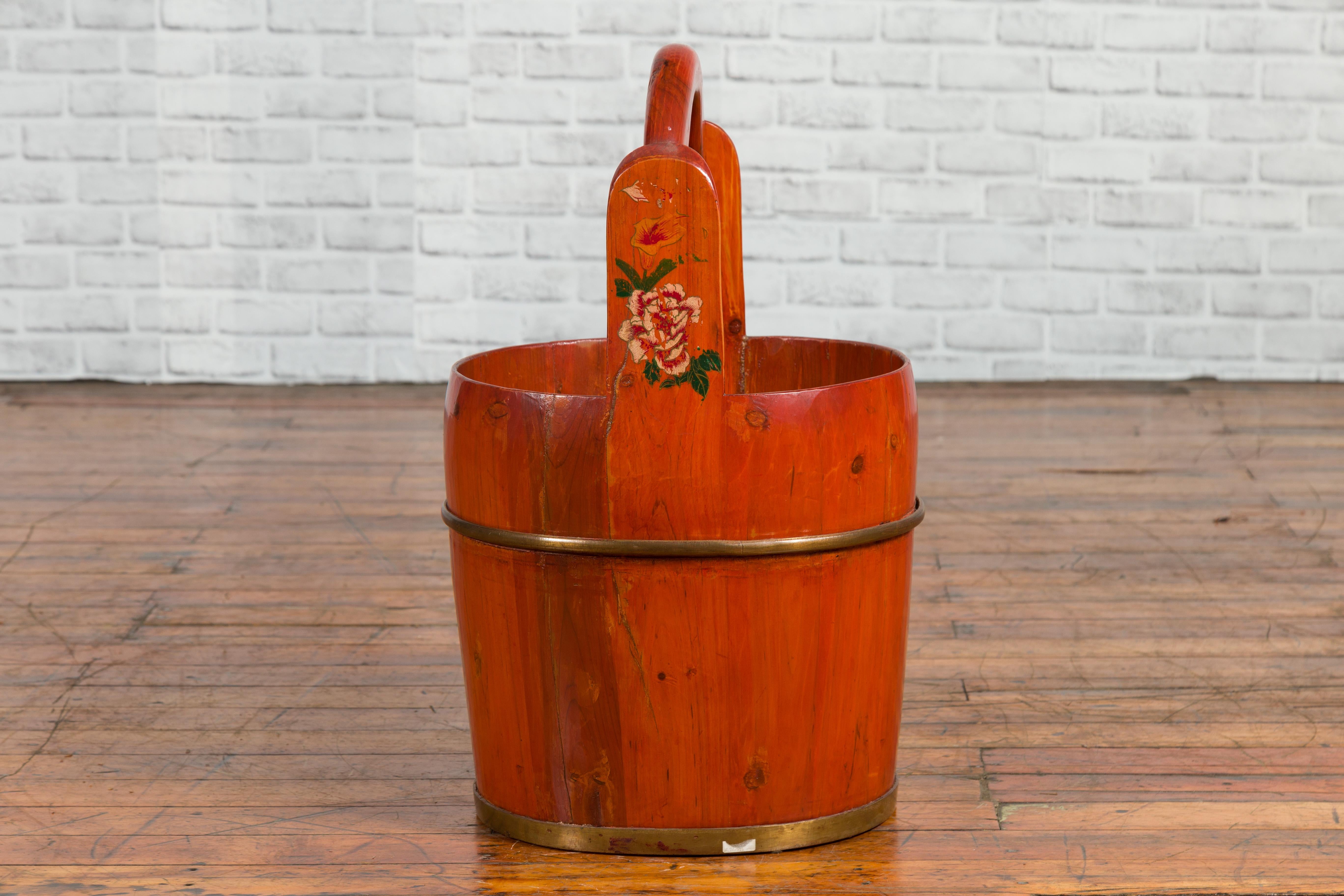 Chinese Rustic Wooden Bucket with Large Handle and Painted Floral Motifs For Sale 3