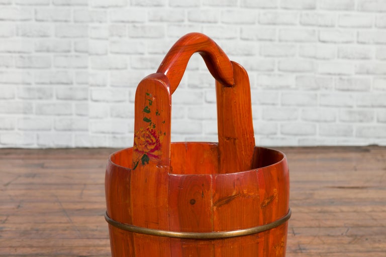 Chinese Rustic Wooden Bucket with Large Handle and Painted Floral Motifs In Good Condition For Sale In Yonkers, NY