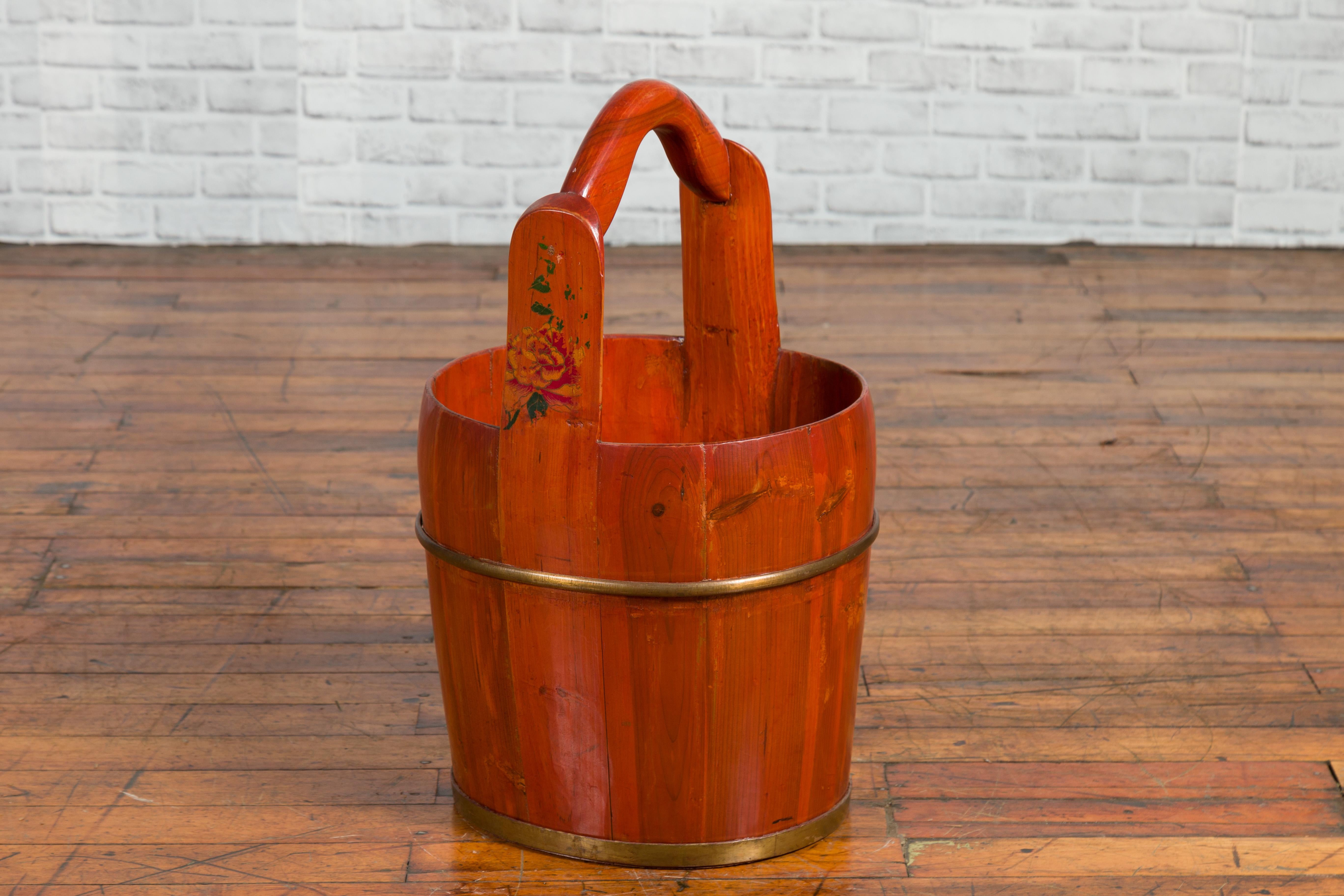 20th Century Chinese Rustic Wooden Bucket with Large Handle and Painted Floral Motifs For Sale