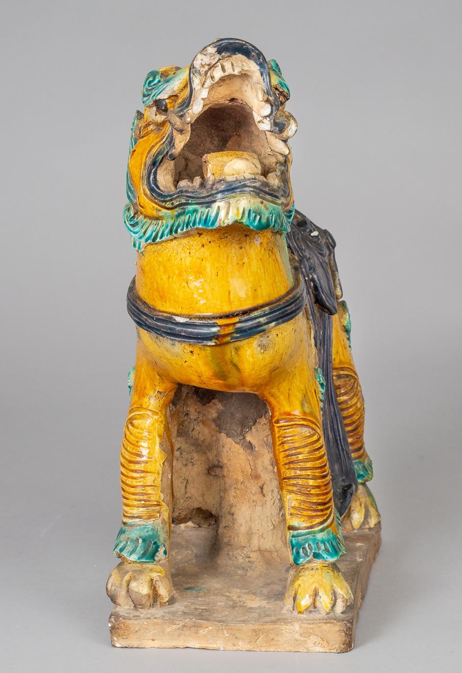 Chinese Sancai Glazed Ceramic Guardian Lion In Good Condition For Sale In Sheffield, MA