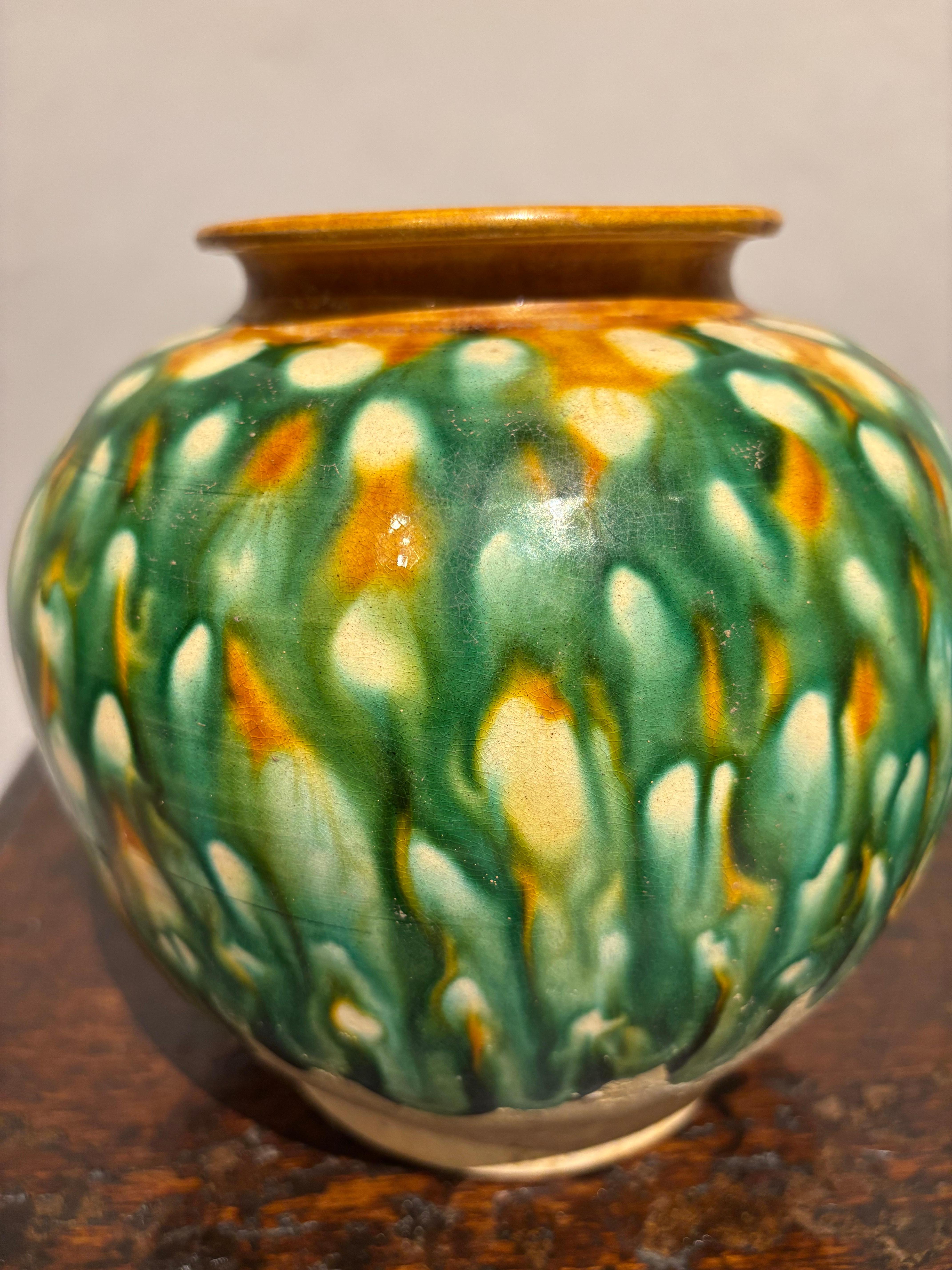 Chinese Tang Dynasty Style Sancai Glazed Ceramic Jar For Sale 13