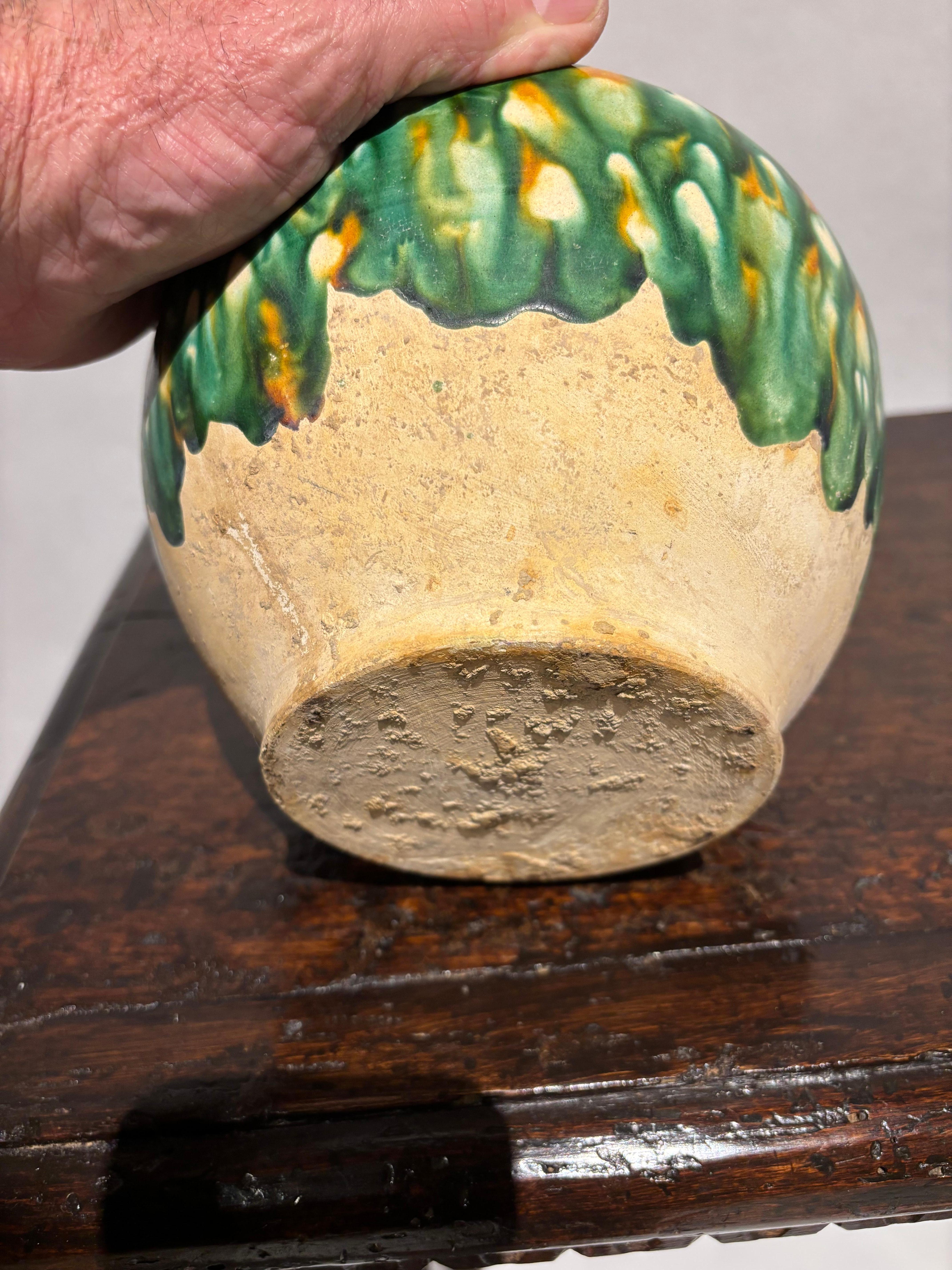 Chinese Tang Dynasty Style Sancai Glazed Ceramic Jar For Sale 4