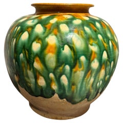 Vaso in ceramica smaltata Sancai in stile Tang Dynasty cinese