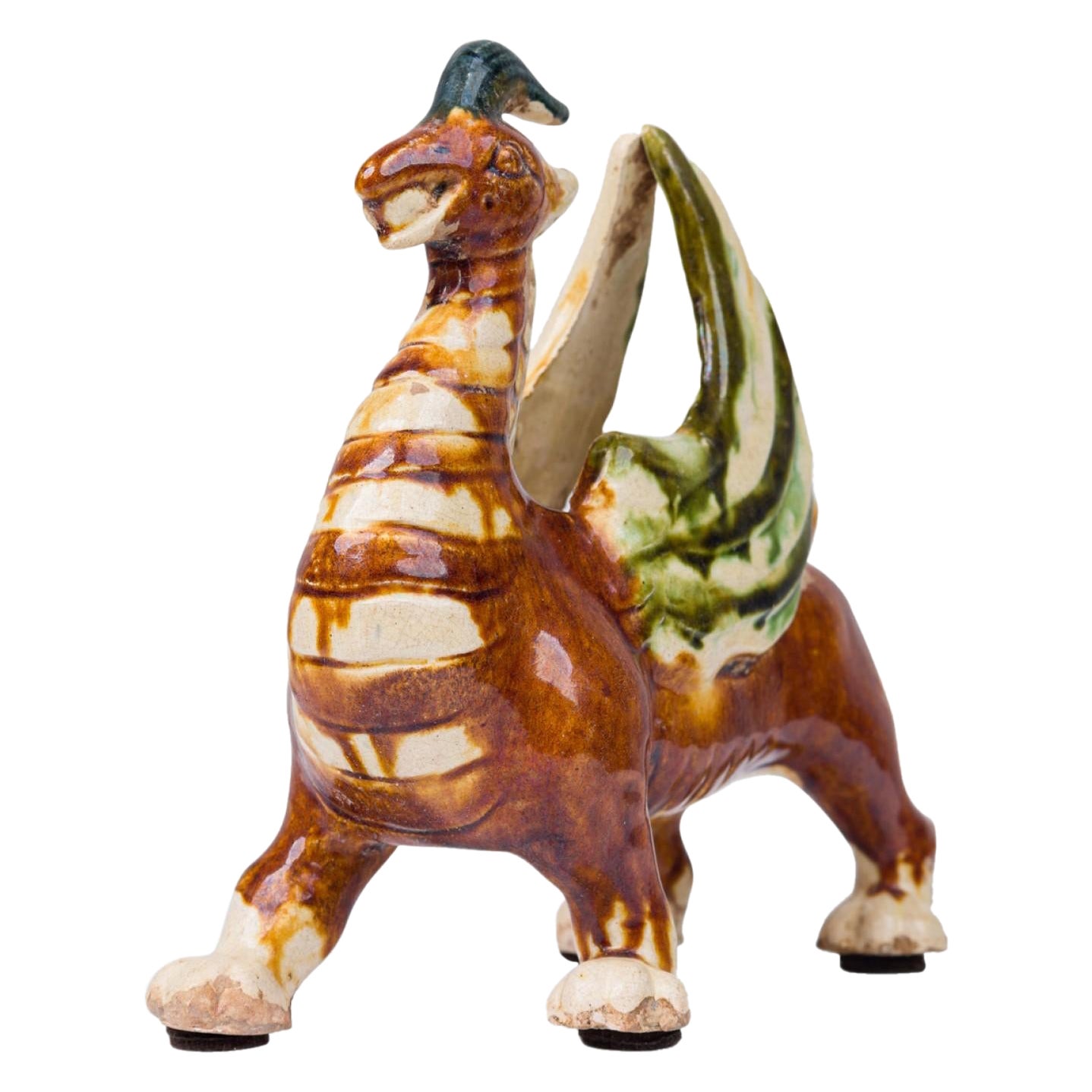 Chinese Sancai Glazed Ceramic Yinglong Winged Dragon Figurine en venta