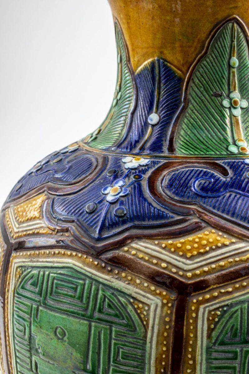 Vaso cinese Sancai Haitangzu montato come lampada in vendita 2