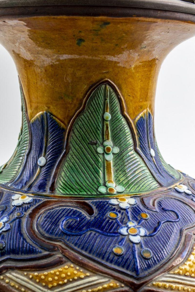 XX secolo Vaso cinese Sancai Haitangzu montato come lampada in vendita