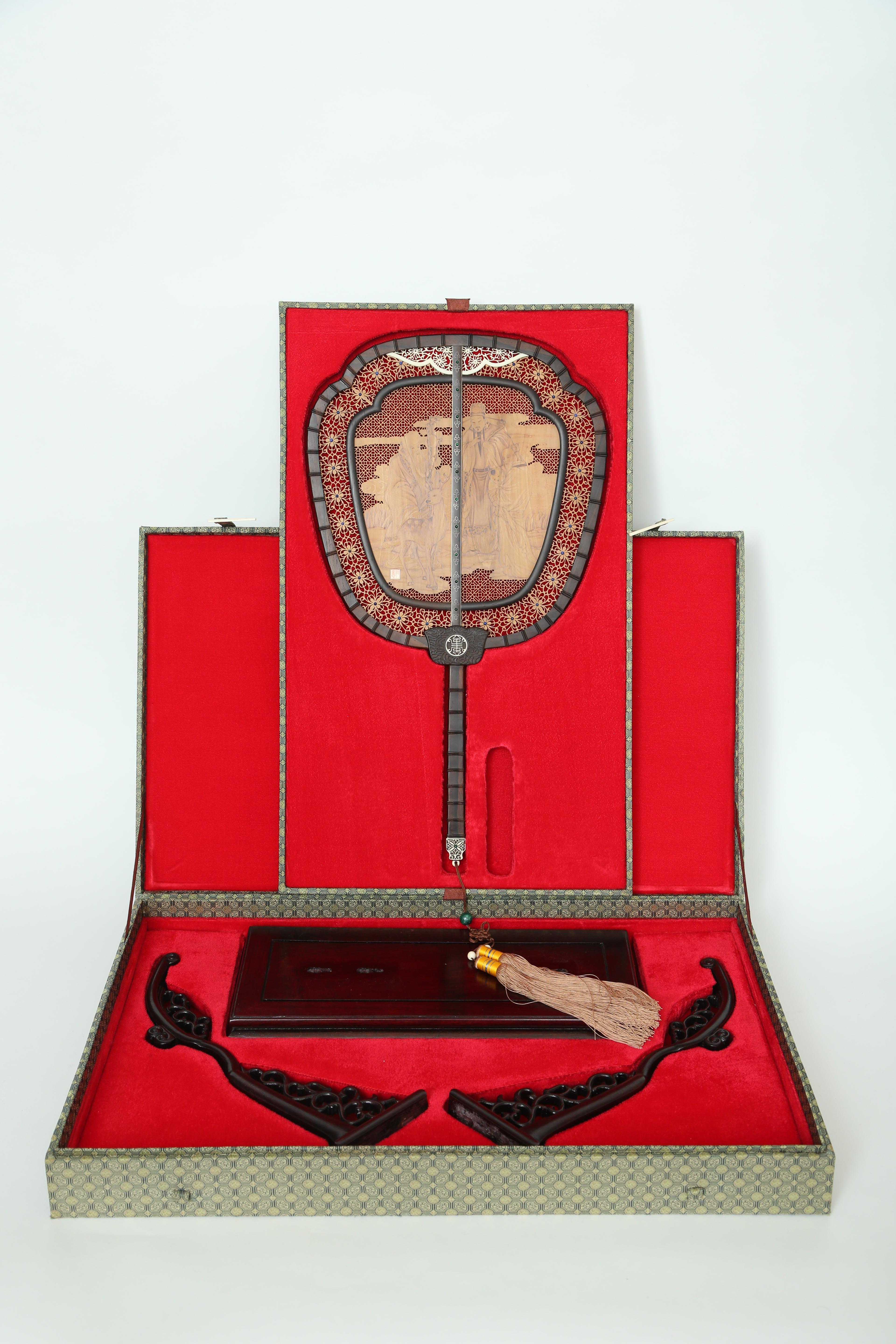 Chinese Sandalwood Screen in Fan Shape on Stand 8