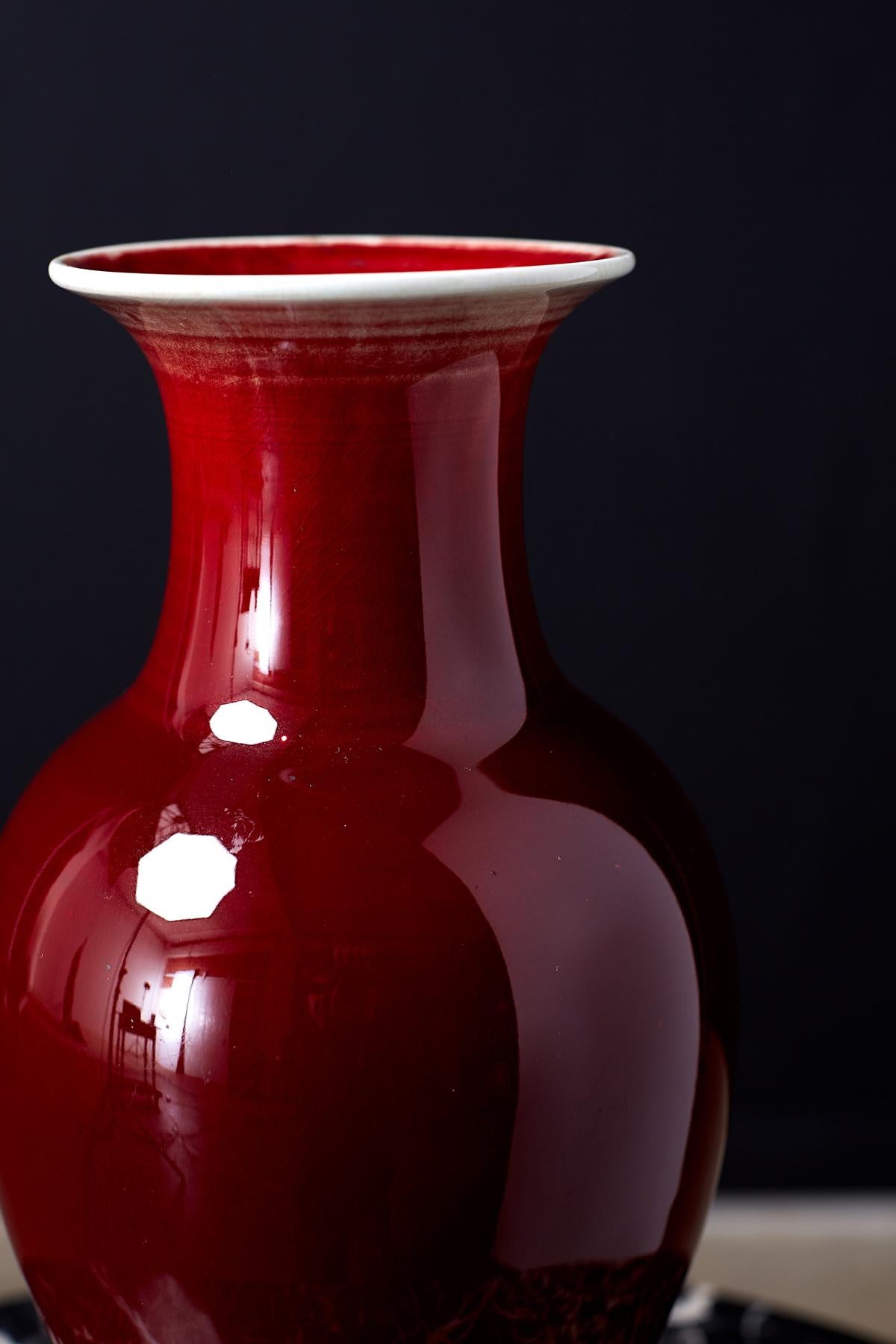 Chinese Sang de Boeuf Oxblood Glazed Porcelain Vase In Excellent Condition In Rio Vista, CA