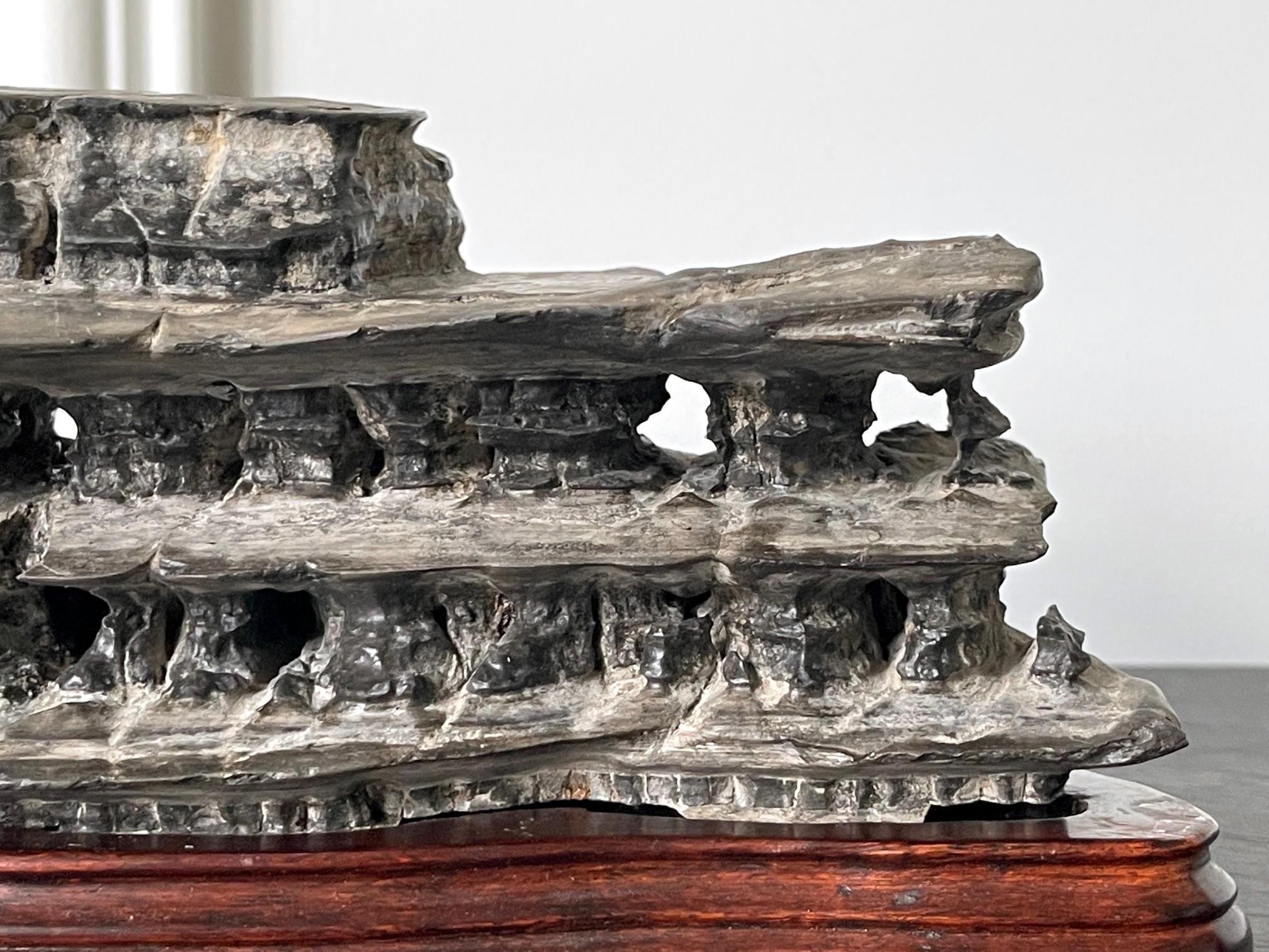 Chinese Scholar Rock Wuling Stone on Stand In Good Condition For Sale In Atlanta, GA