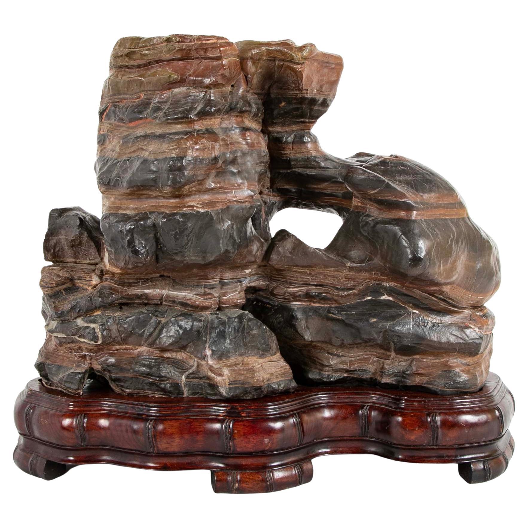 Rocher des savants chinois sur socle en bois dur, grande échelle, vers 1900