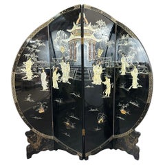 Chinese Screen In Black Lacquer And Mother-of-pearl Inlays 20th Century